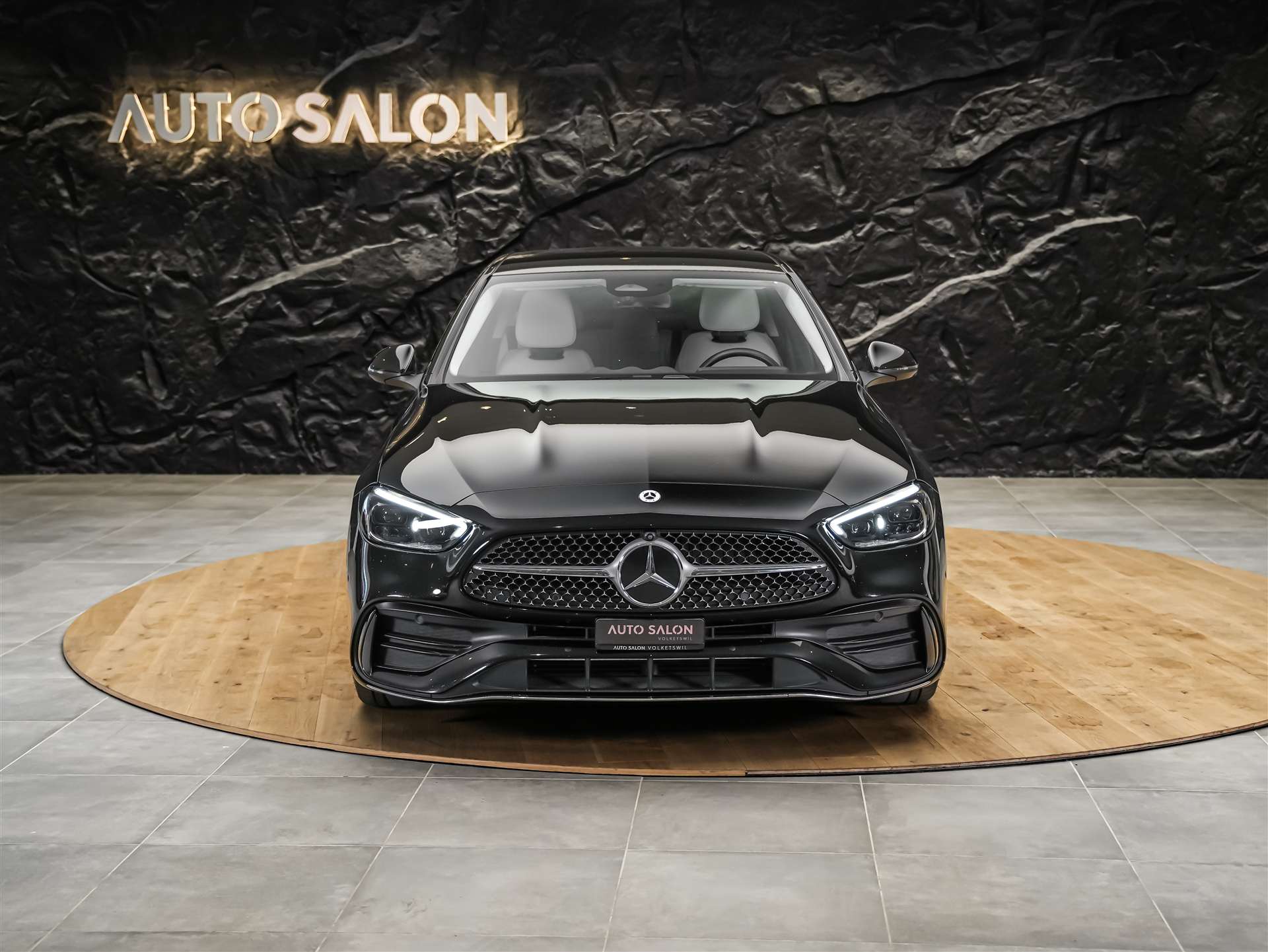 MERCEDES-BENZ C 300 AMG Line 4matic *20" Felgen*Abstandsregler*Standheizung*-image-7