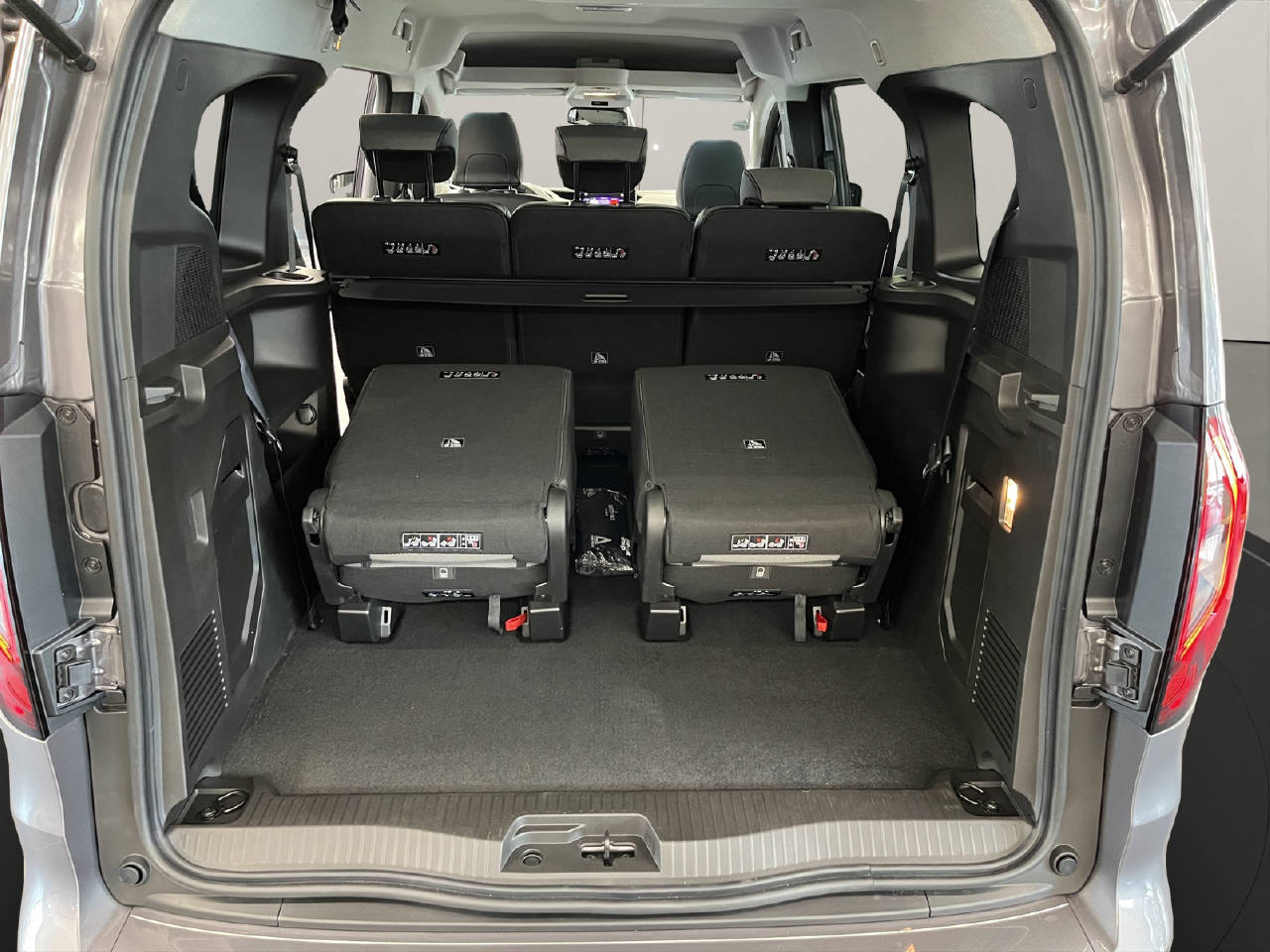 RENAULT Grand Kangoo Kombi 1.3 TCe 130 techno-image-12