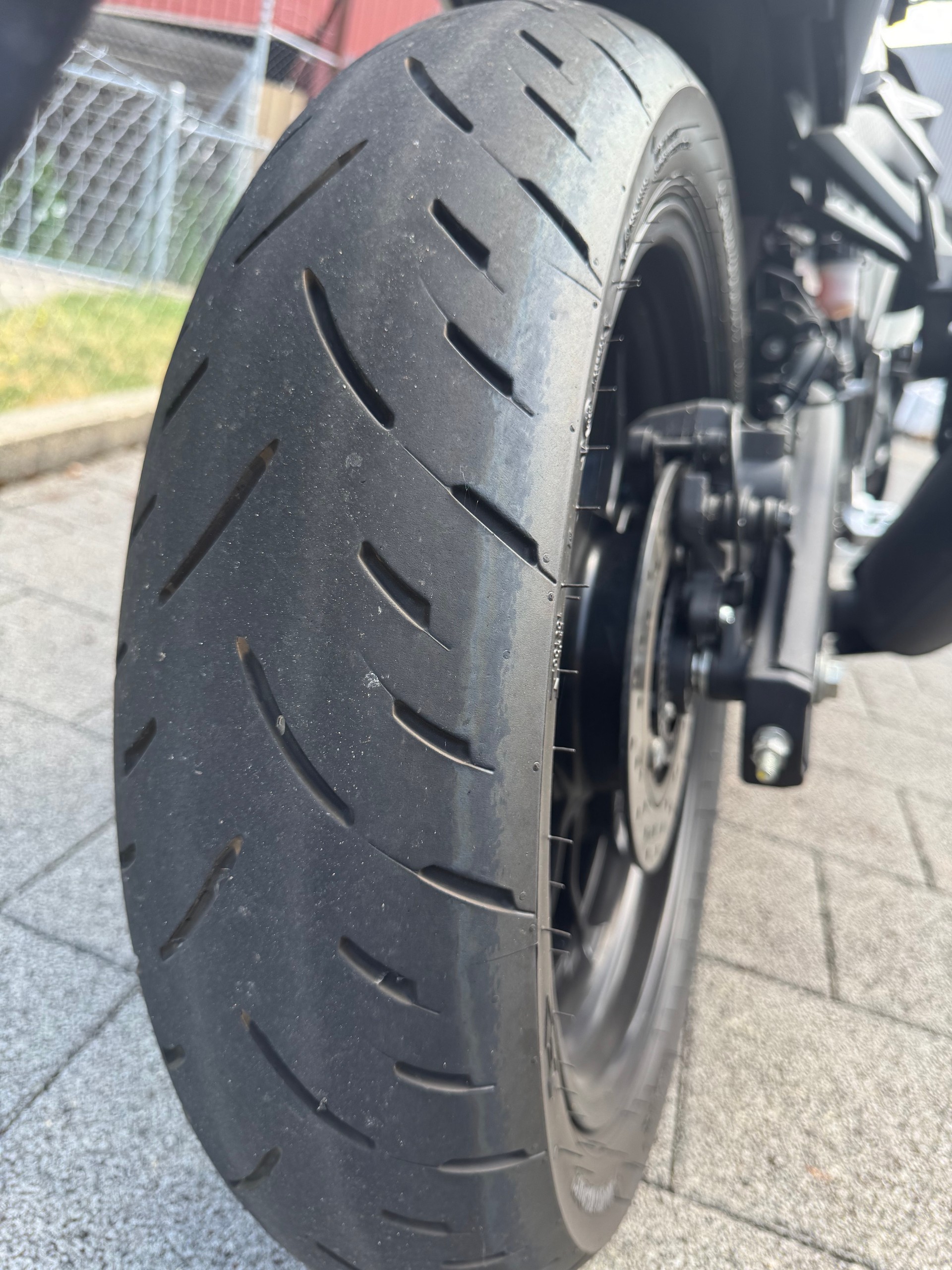 YAMAHA YZF-R3-image-6