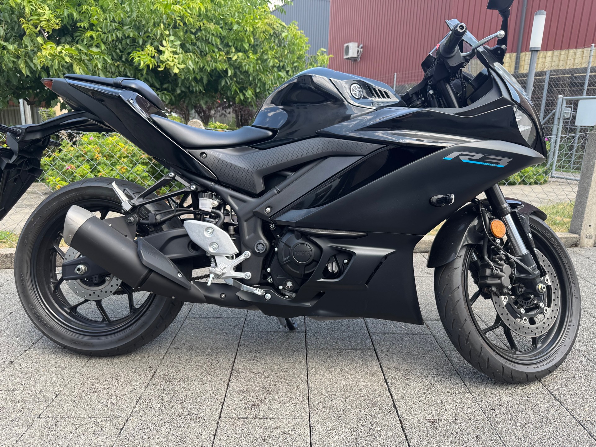 YAMAHA YZF-R3-image-0