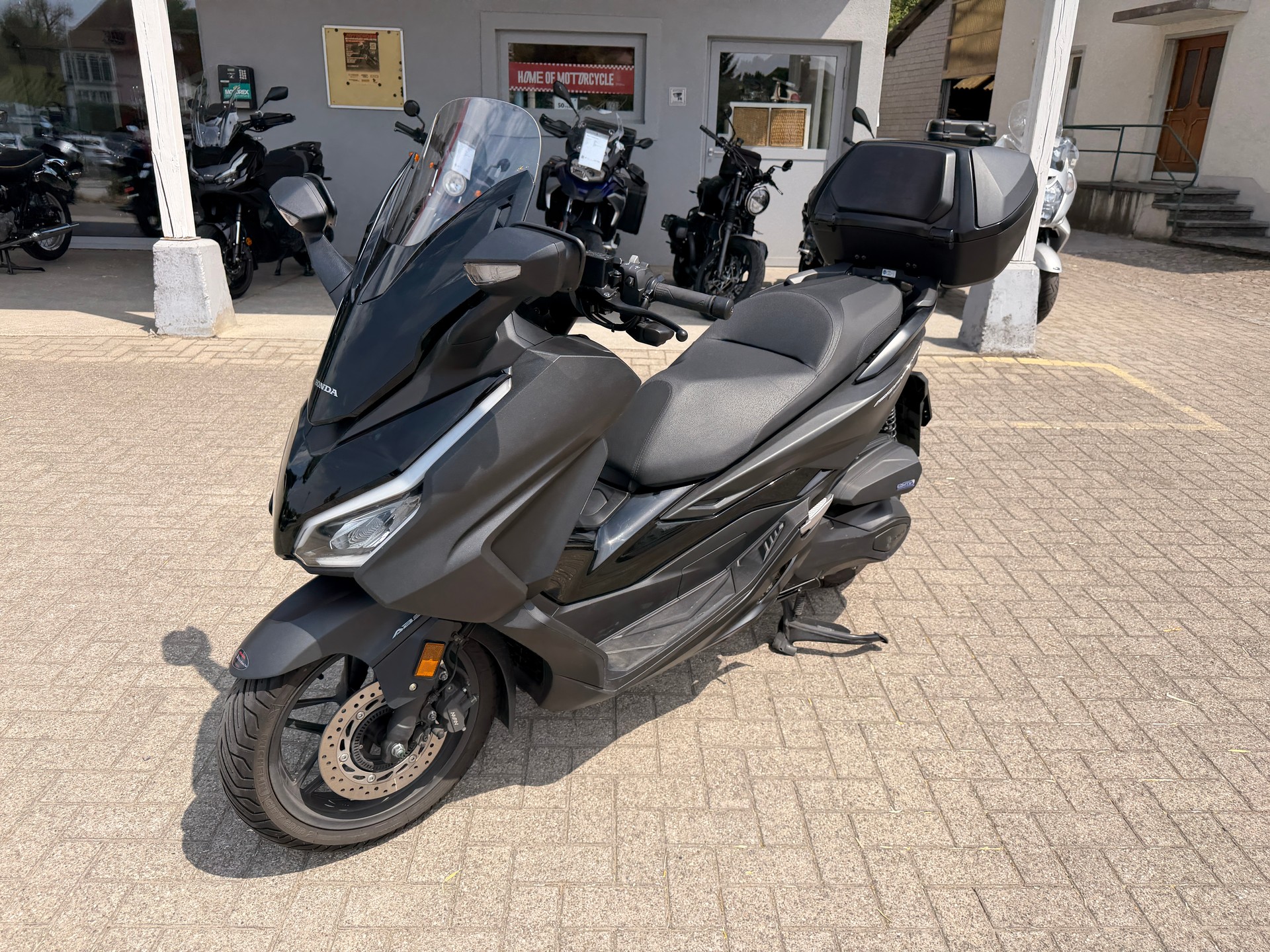 HONDA NSS 350 Smart Top Box-image-2