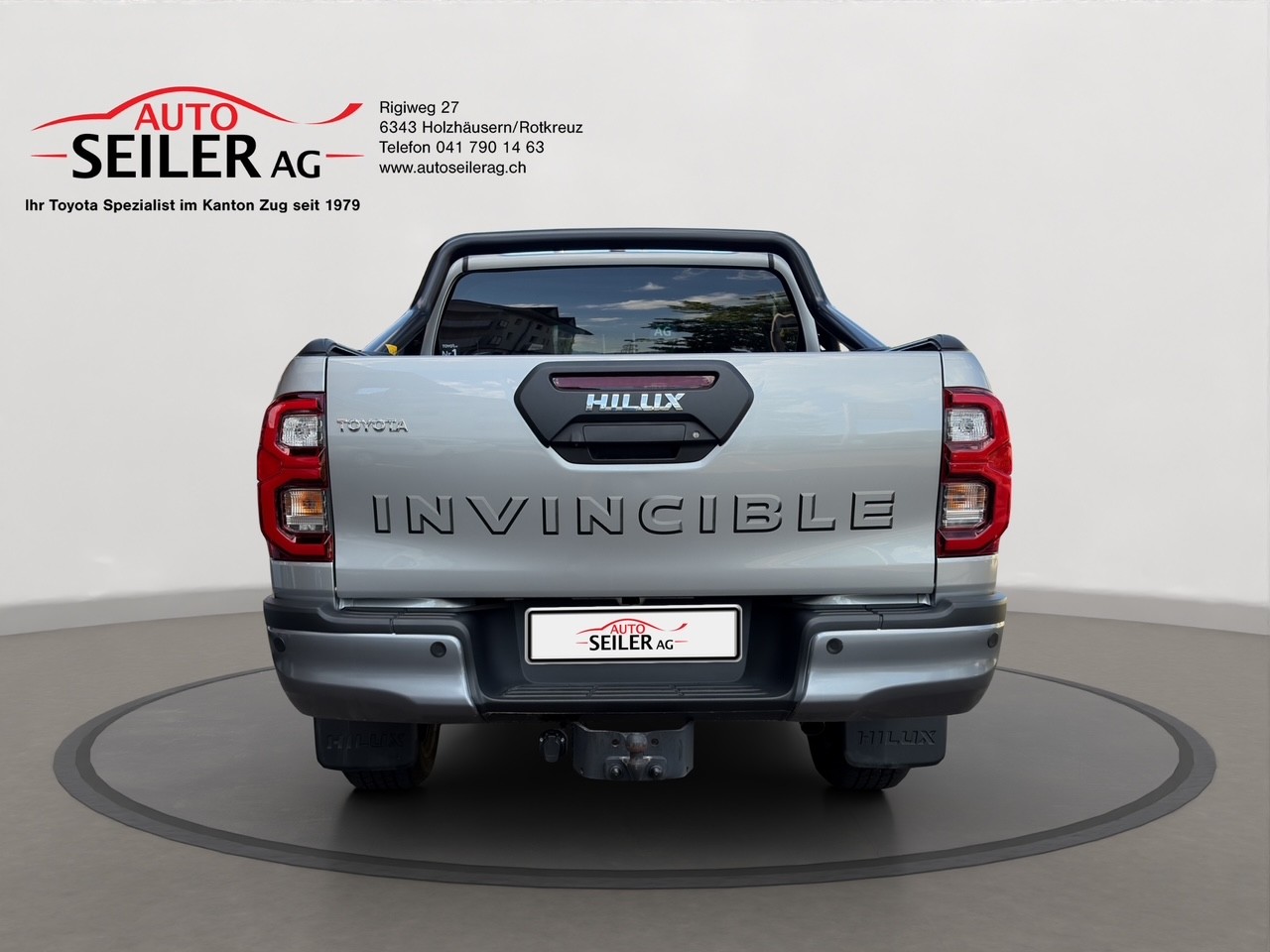 TOYOTA Hilux 2.8D-4D MHEV Invincible Double Cab 4x4 A-image-4