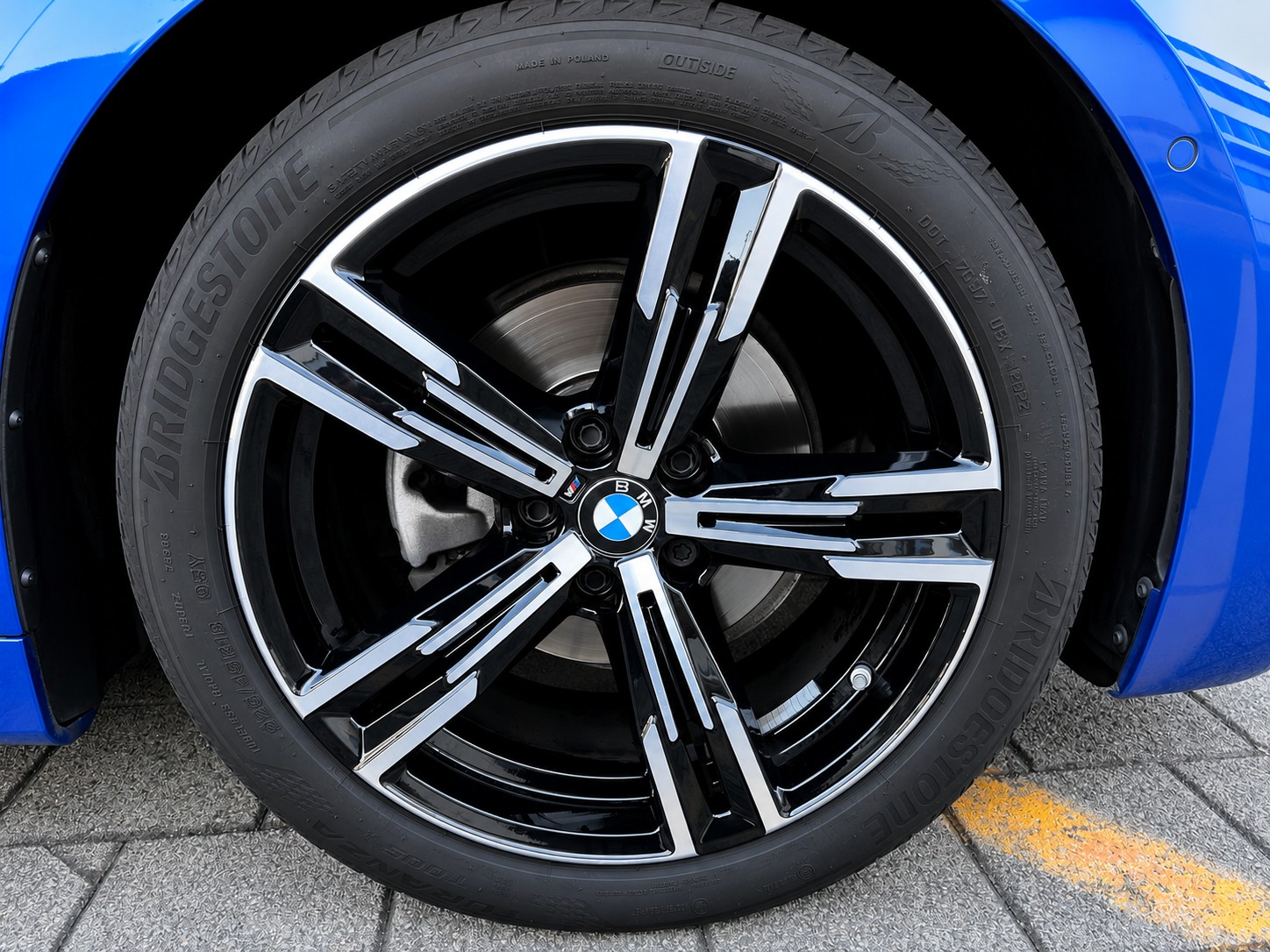 BMW 420i SAG Cabrio M-Sport * CH FAHRZEUG *-image-14