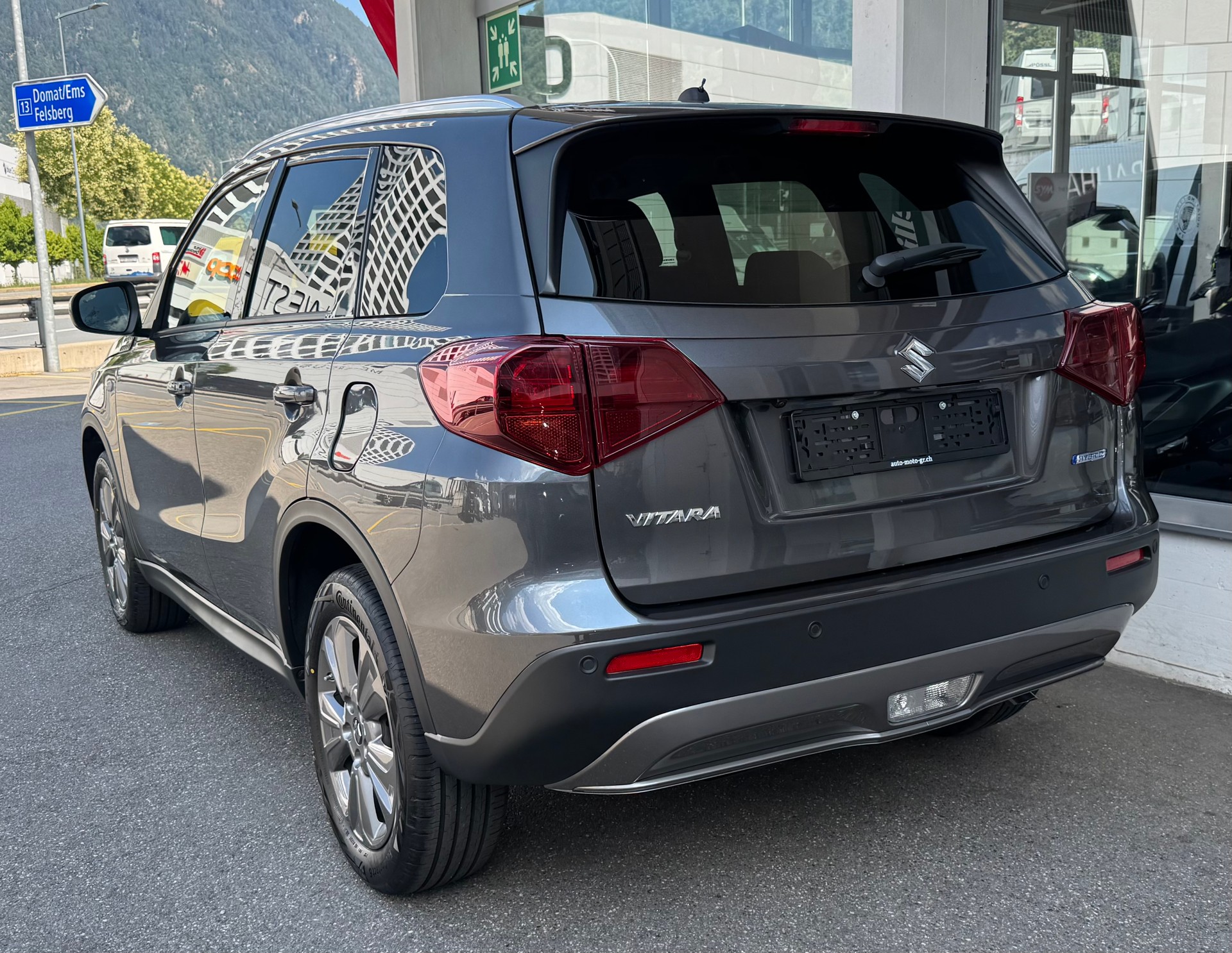 SUZUKI Vitara 1.4T Hybrid 4x4-showroom-element-3