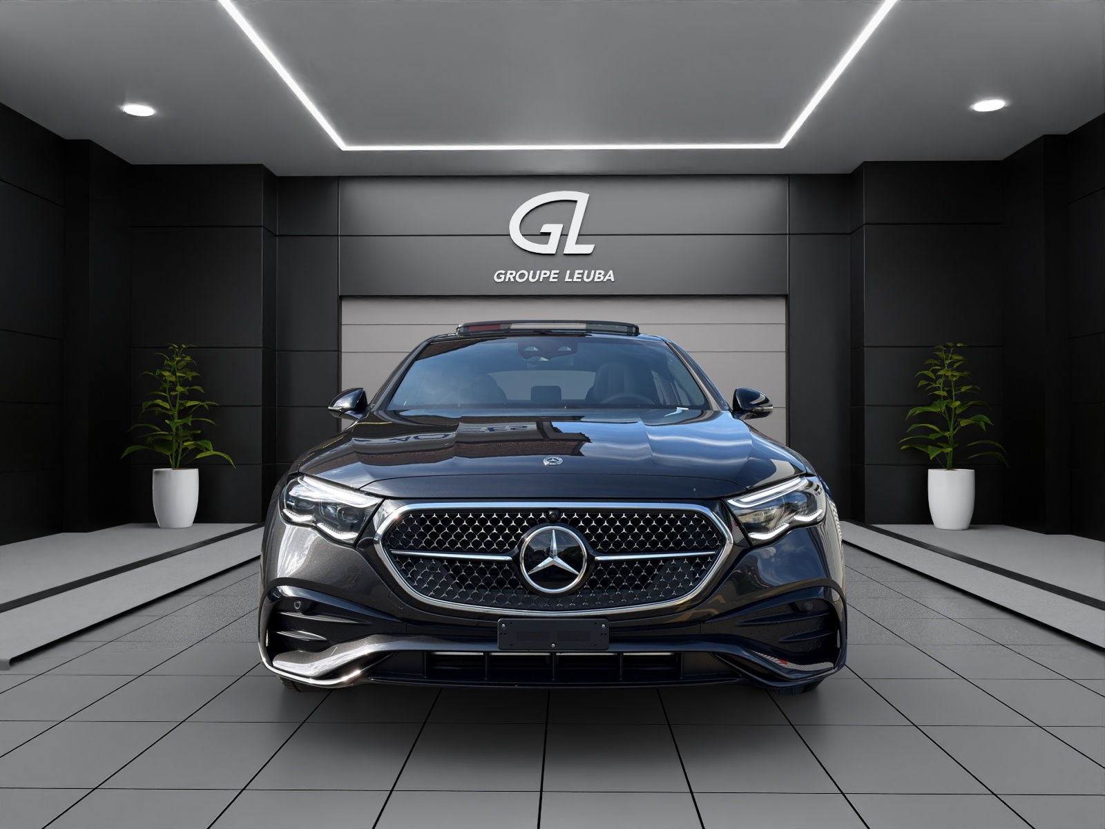 MERCEDES-BENZ E 400 e 4Matic 9G-Tronic-showroom-element-1
