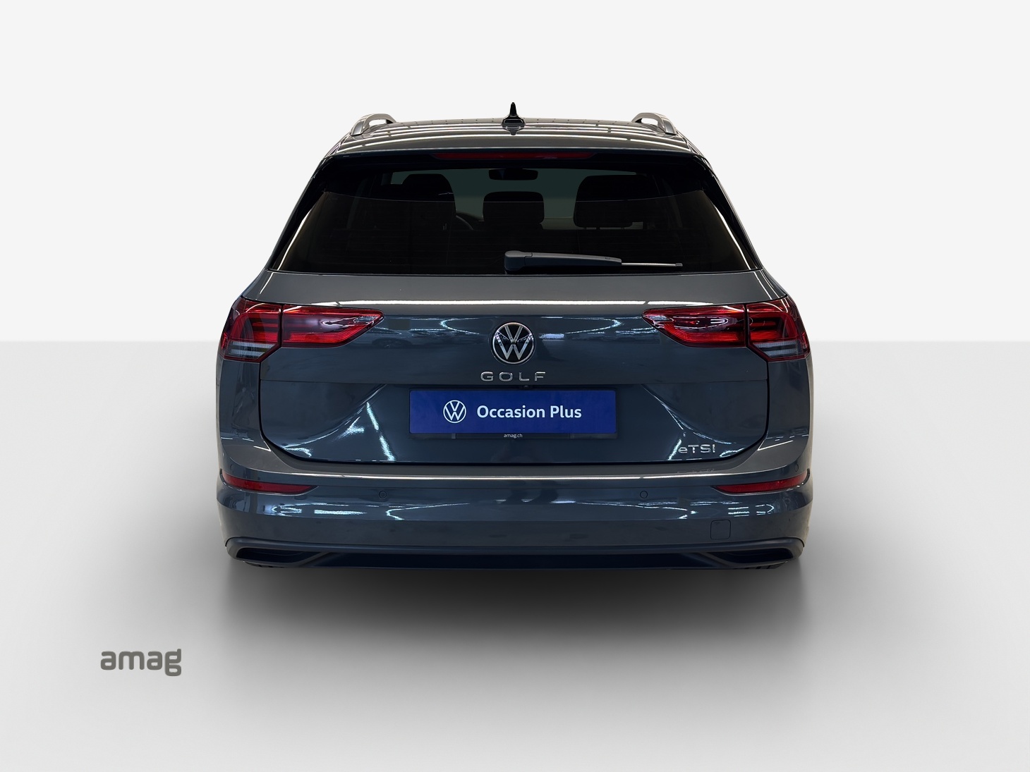 VW Golf Variant 1.5 eTSI mHEV Life-showroom-element-3