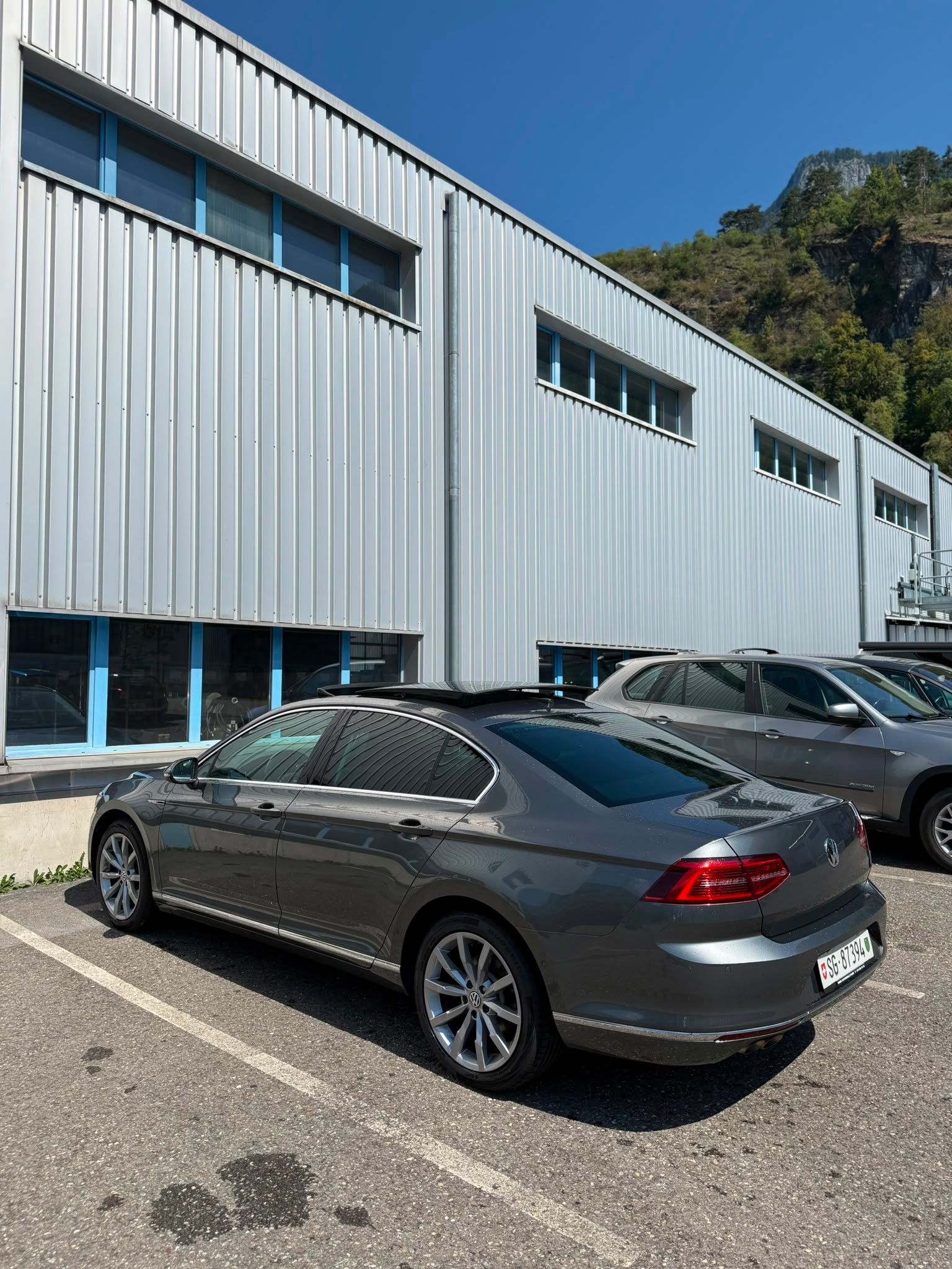 VW Passat 2.0 TDI BMT Highline DSG 4Motion-image-10
