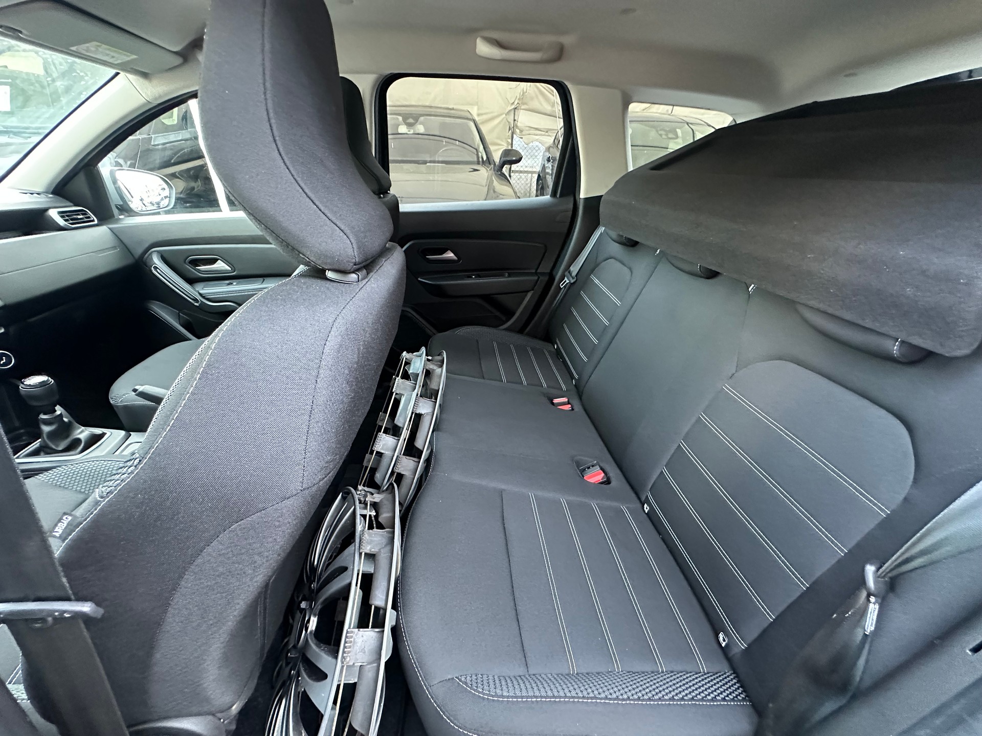 DACIA DUSTER TCe JOURNEY 4x2 l 131 PS-image-24