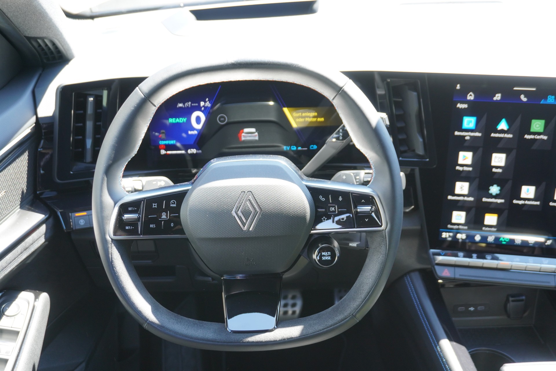 RENAULT Austral 1.2 HEV 200 Iconic Esprit Alpine A-image-33
