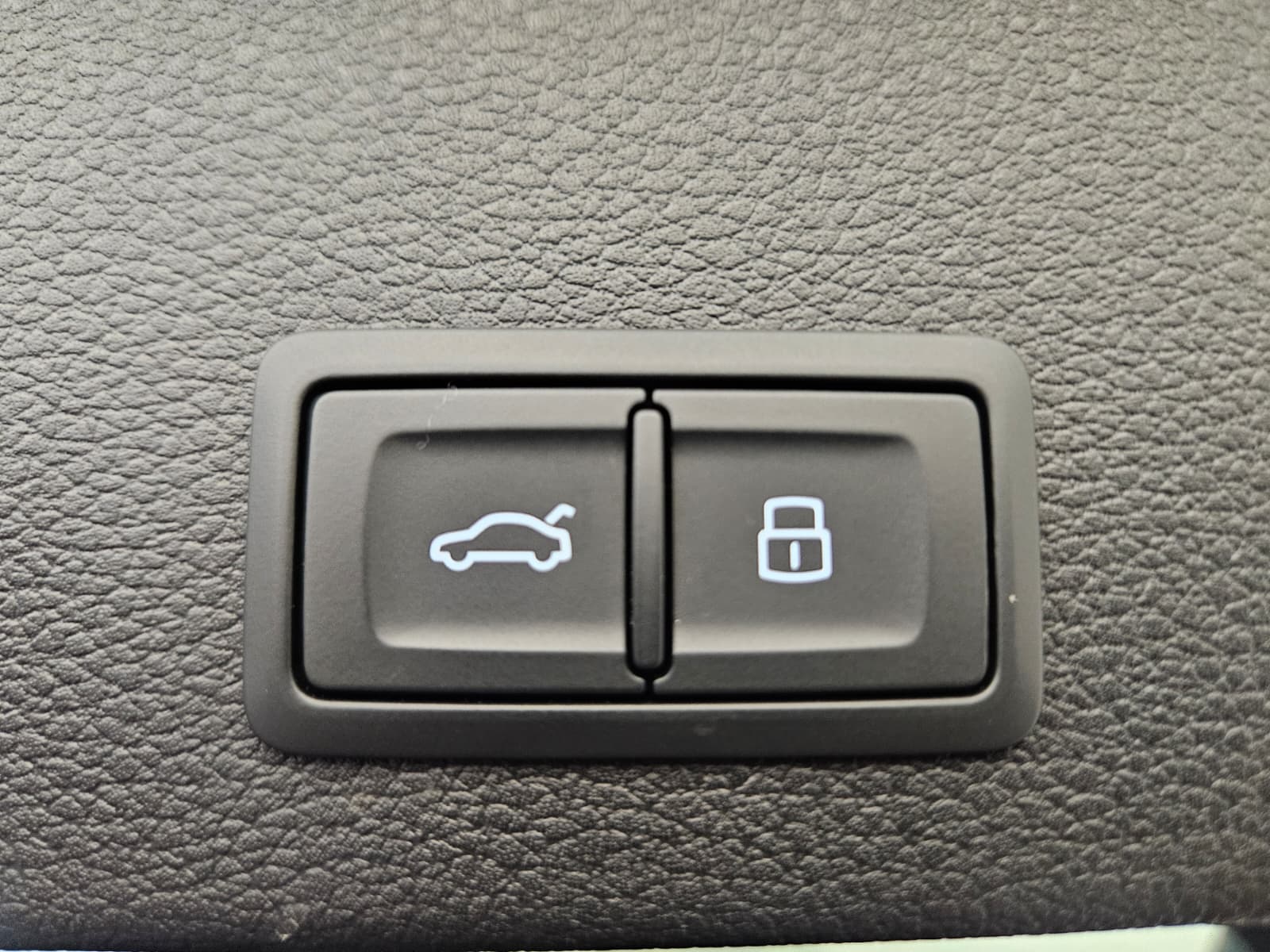 AUDI Q2 35 TFSI advanced S-tronic-image-15