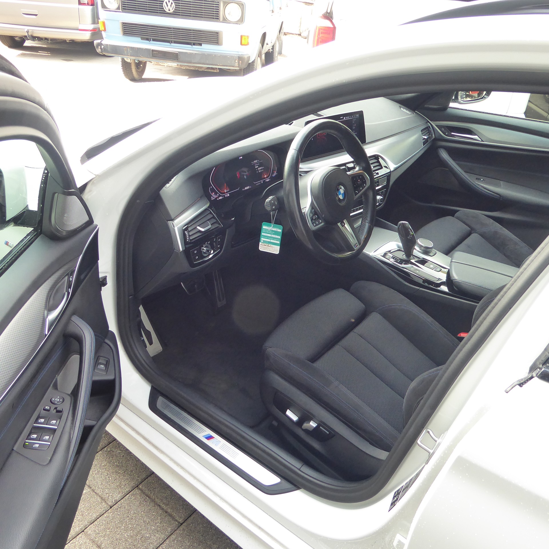 BMW 530d xDrive Touring Steptronic-image-4