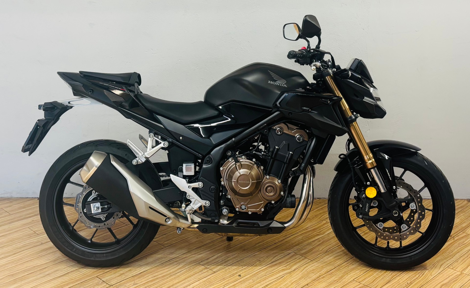 HONDA CB 500 F-image-1