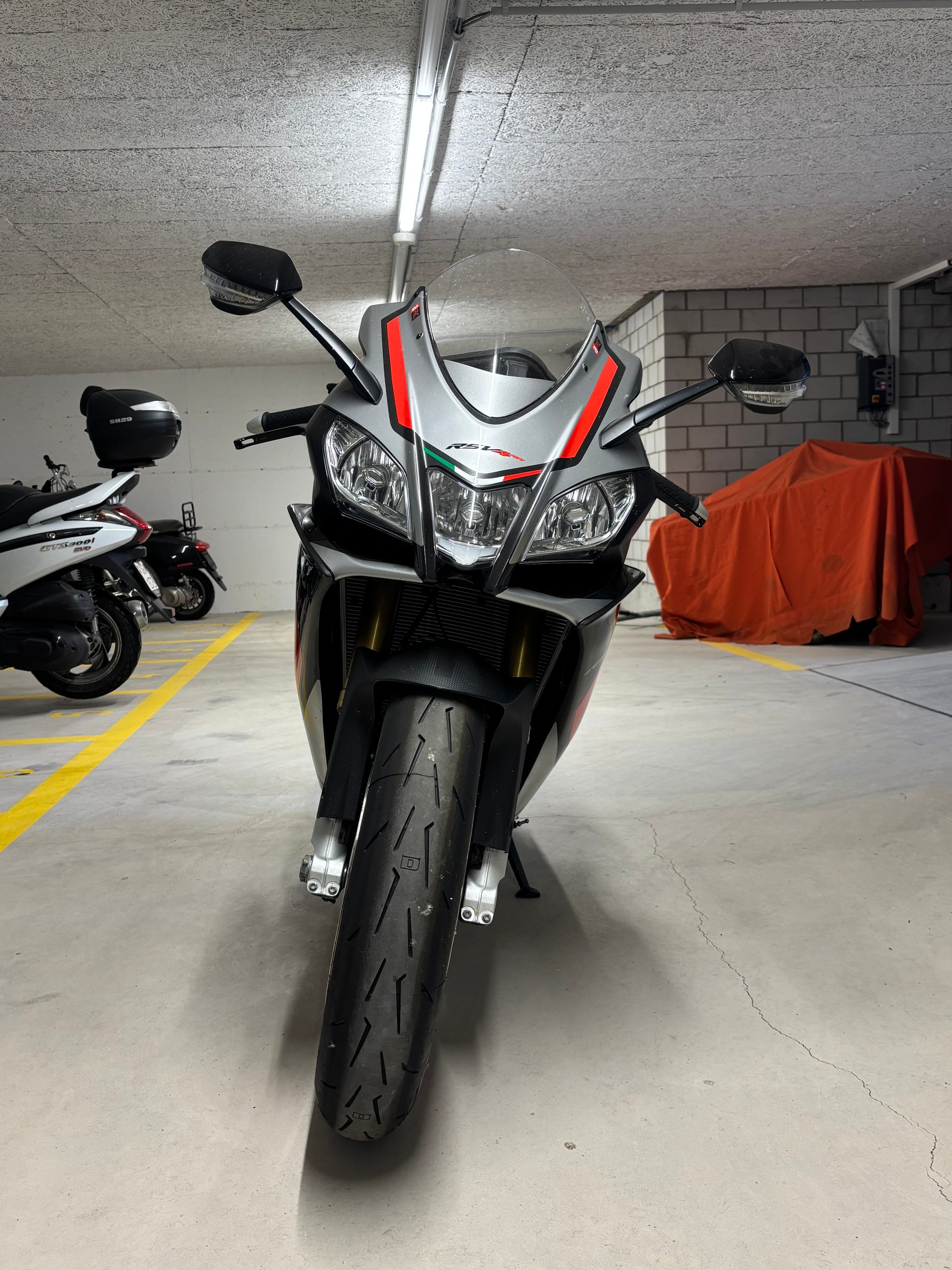 APRILIA RSV4 RR-image-3