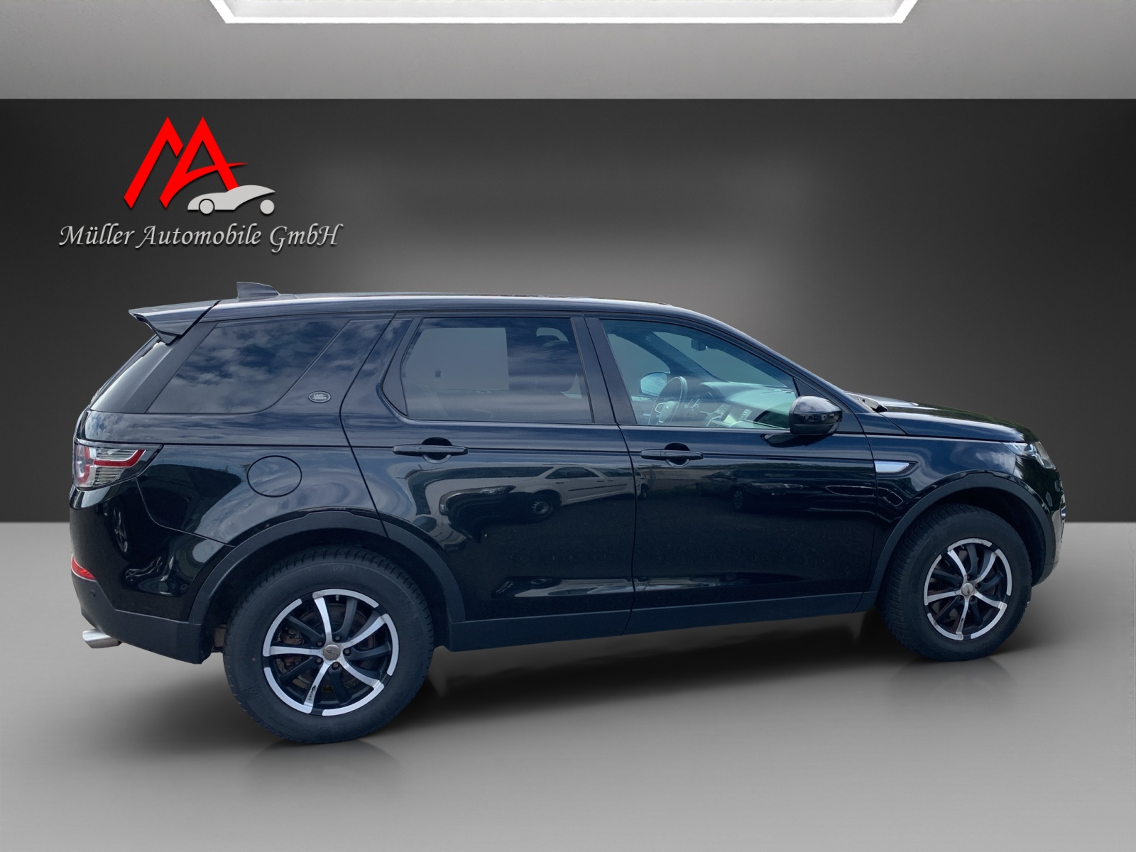 LAND ROVER Discovery Sport 2.0 TD4 HSE AT9-image-4