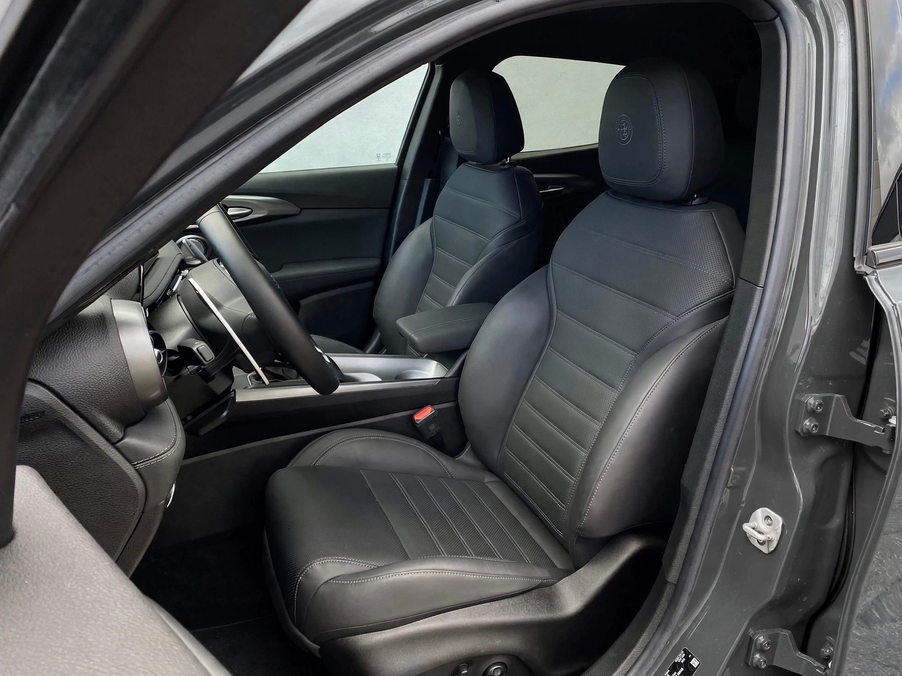 ALFA ROMEO Tonale 1.5 48V *MildHybrid*Swiss*Veloce*Tech*Premium*-showroom-element-3
