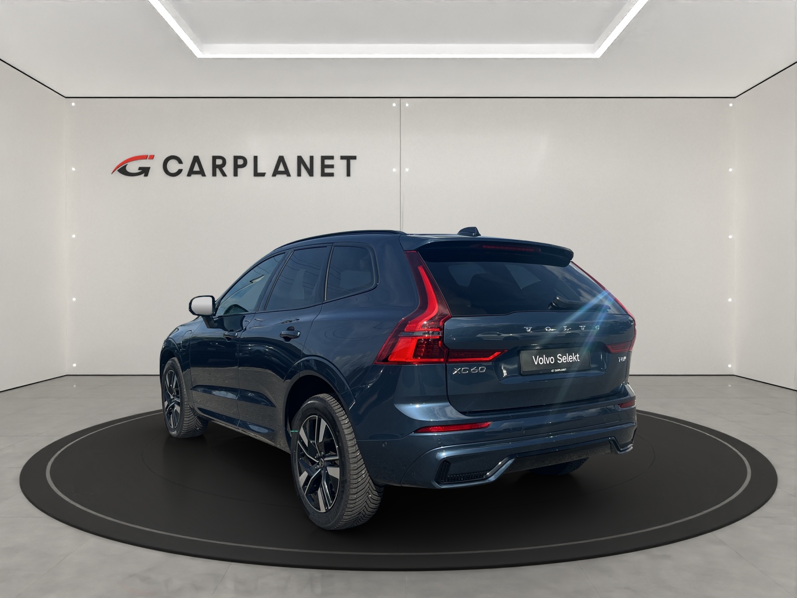 VOLVO XC60 2.0 T8 TE Plus Dark eAWD-showroom-element-3