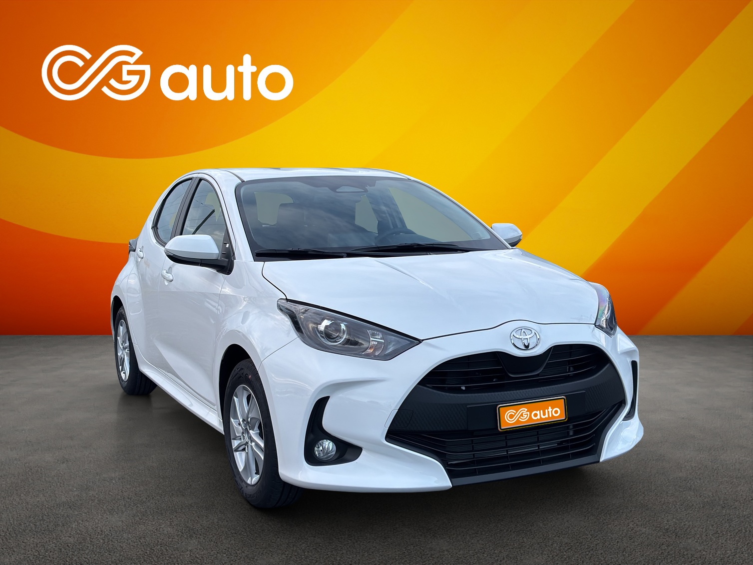TOYOTA Yaris 1.5 Comfort e-CVT-showroom-element-1
