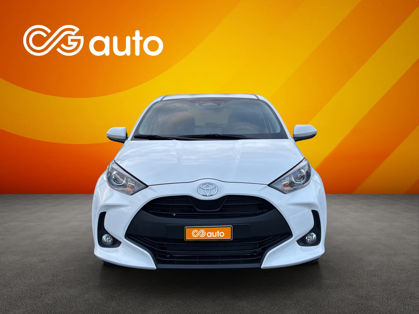 TOYOTA Yaris 1.5 Comfort e-CVT-showroom-element-2