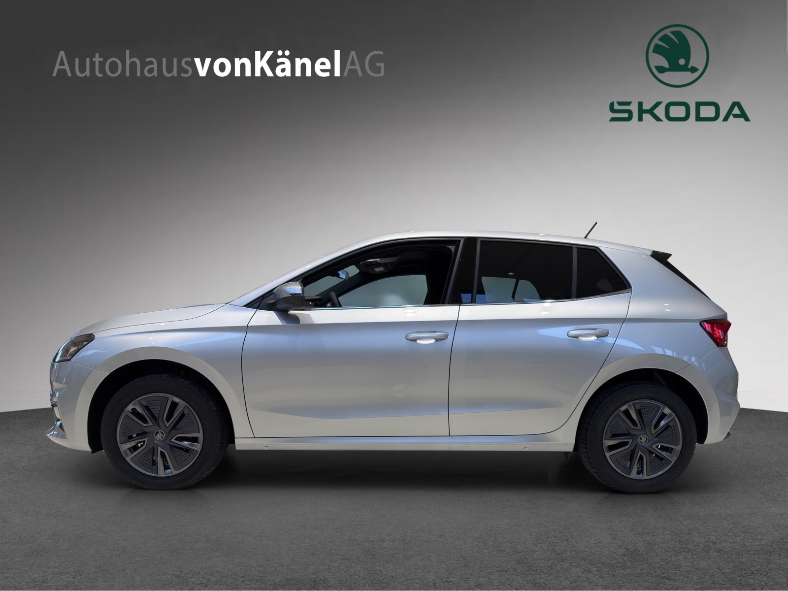SKODA Fabia 1.0 TSI Dynamic DSG-showroom-element-1