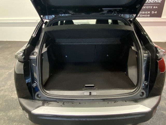 PEUGEOT 2008 1.2 PureTech GT-image-8
