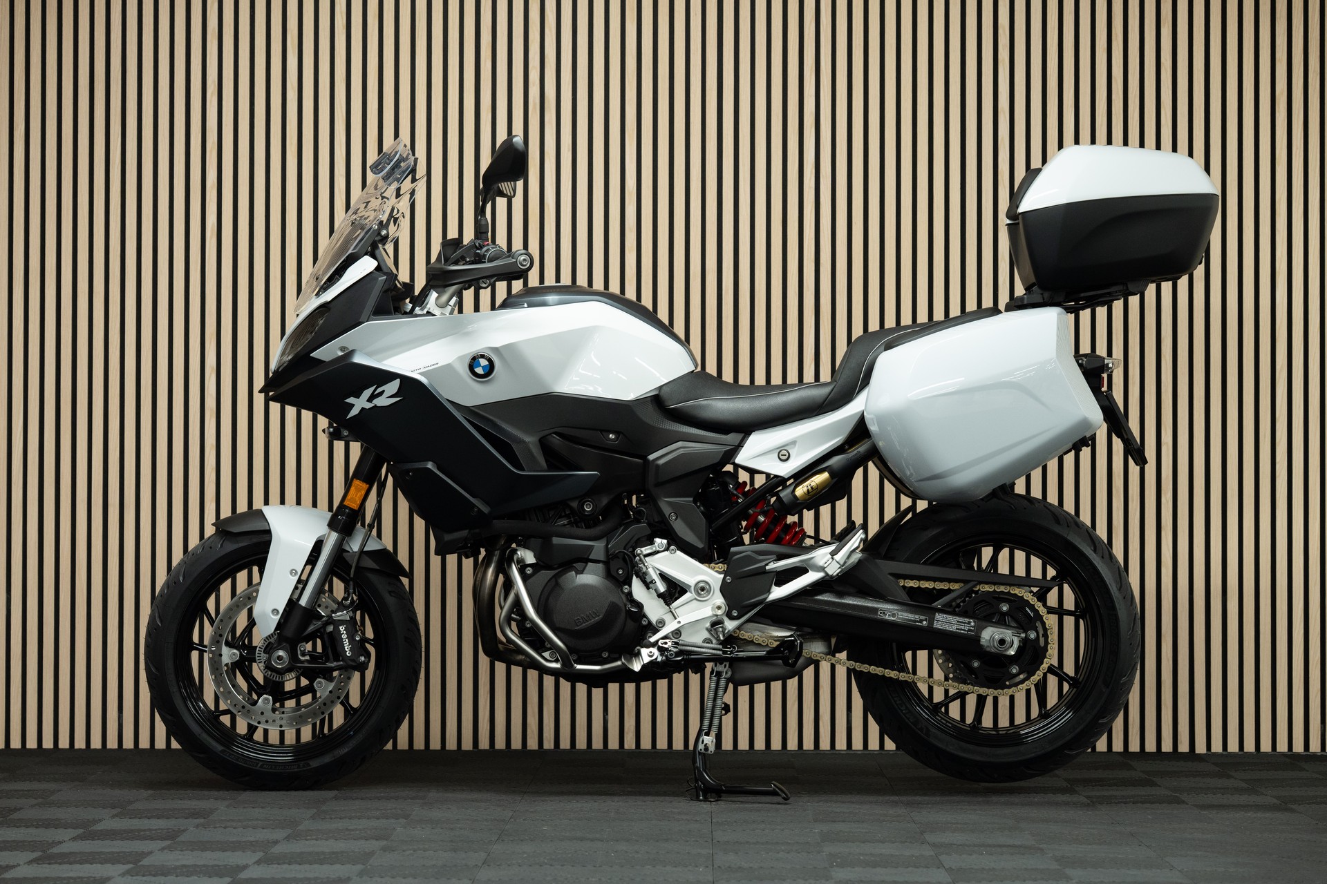 BMW F 900 XR mit Service inklusive und Werksgarantie bis 09/2028-showroom-element-1