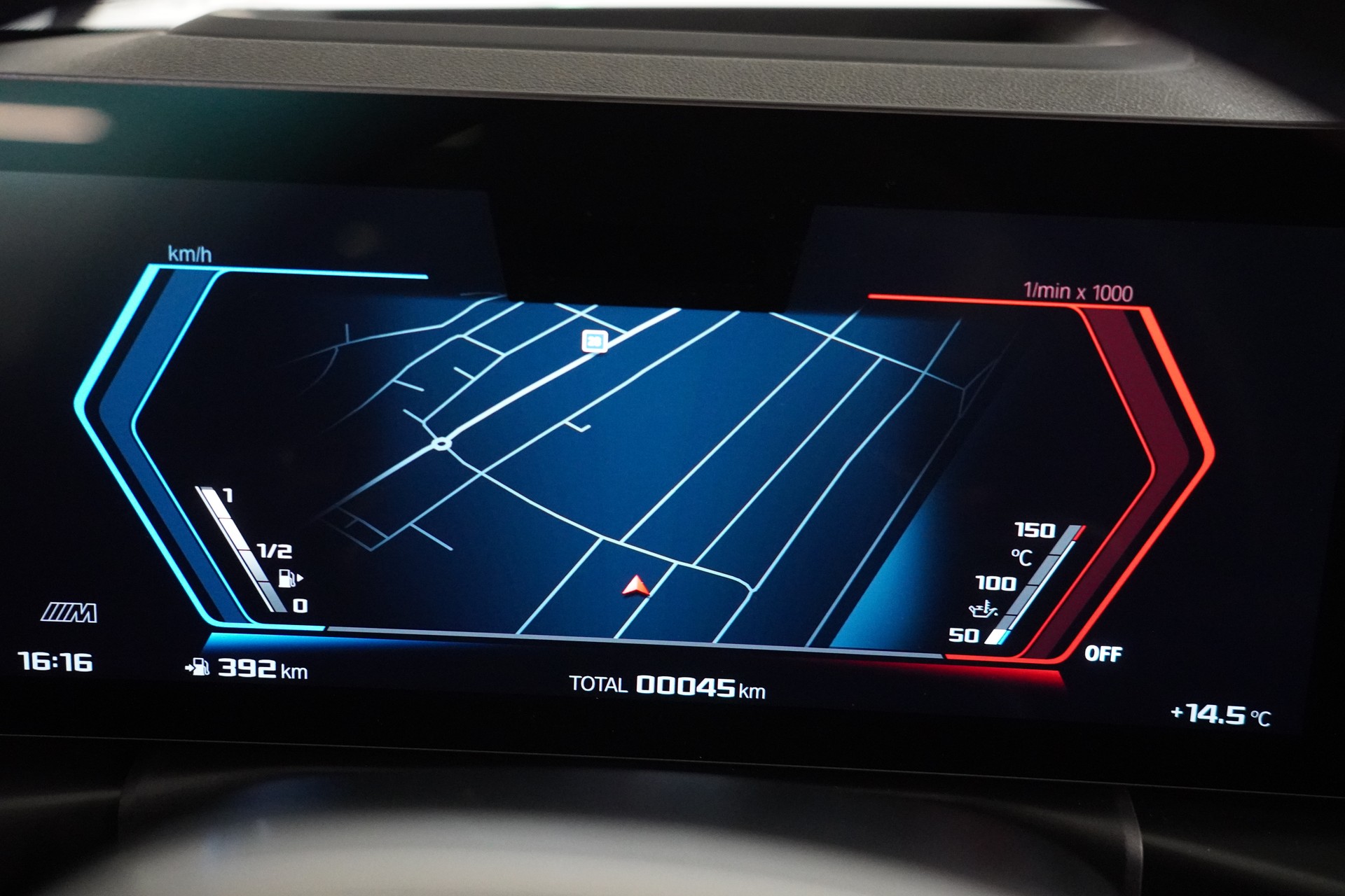 BMW M3 Touring xDrive Competition M-image-21