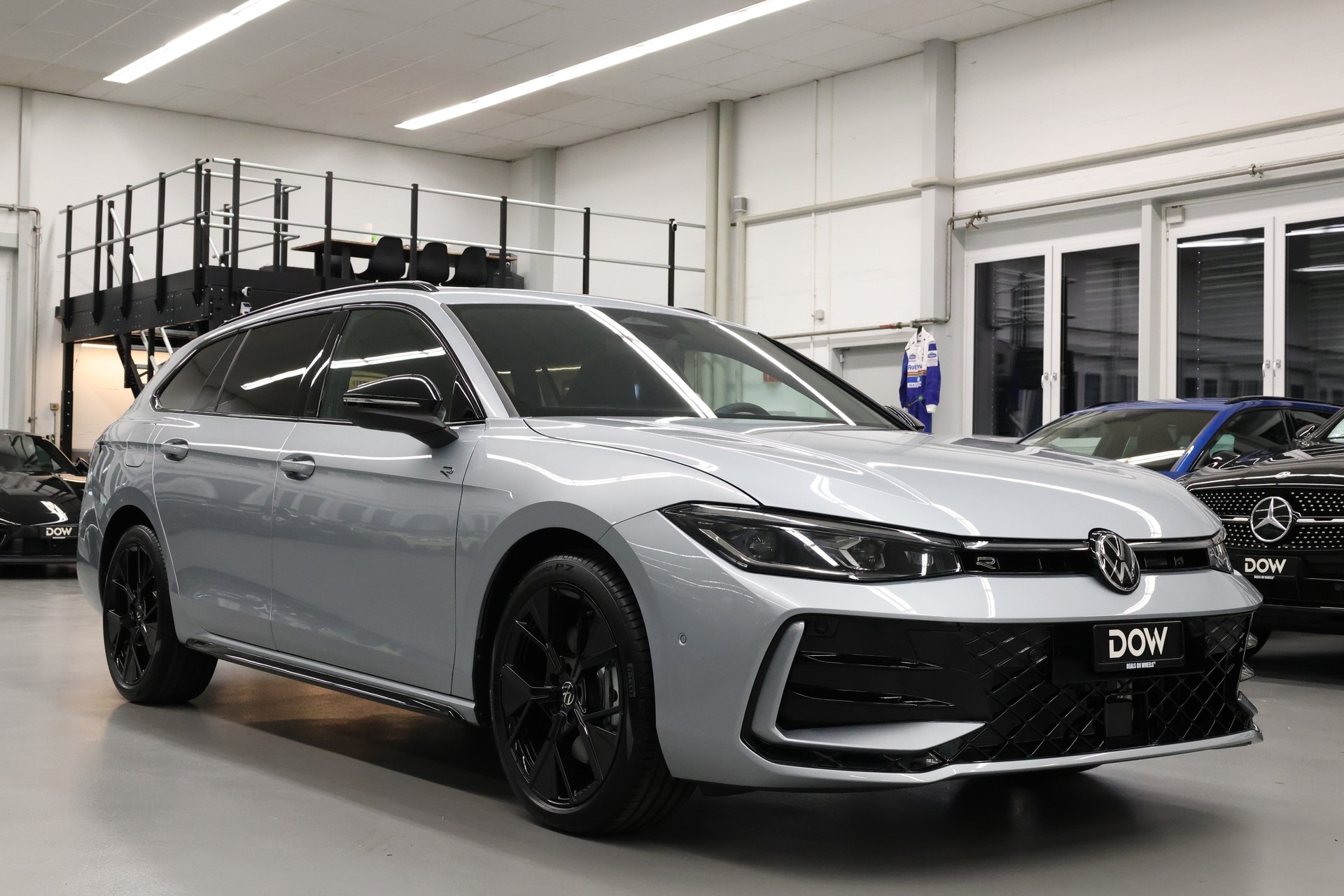 VW Passat Variant 2.0 TDI R-Line DSG 4motion-showroom-element-2