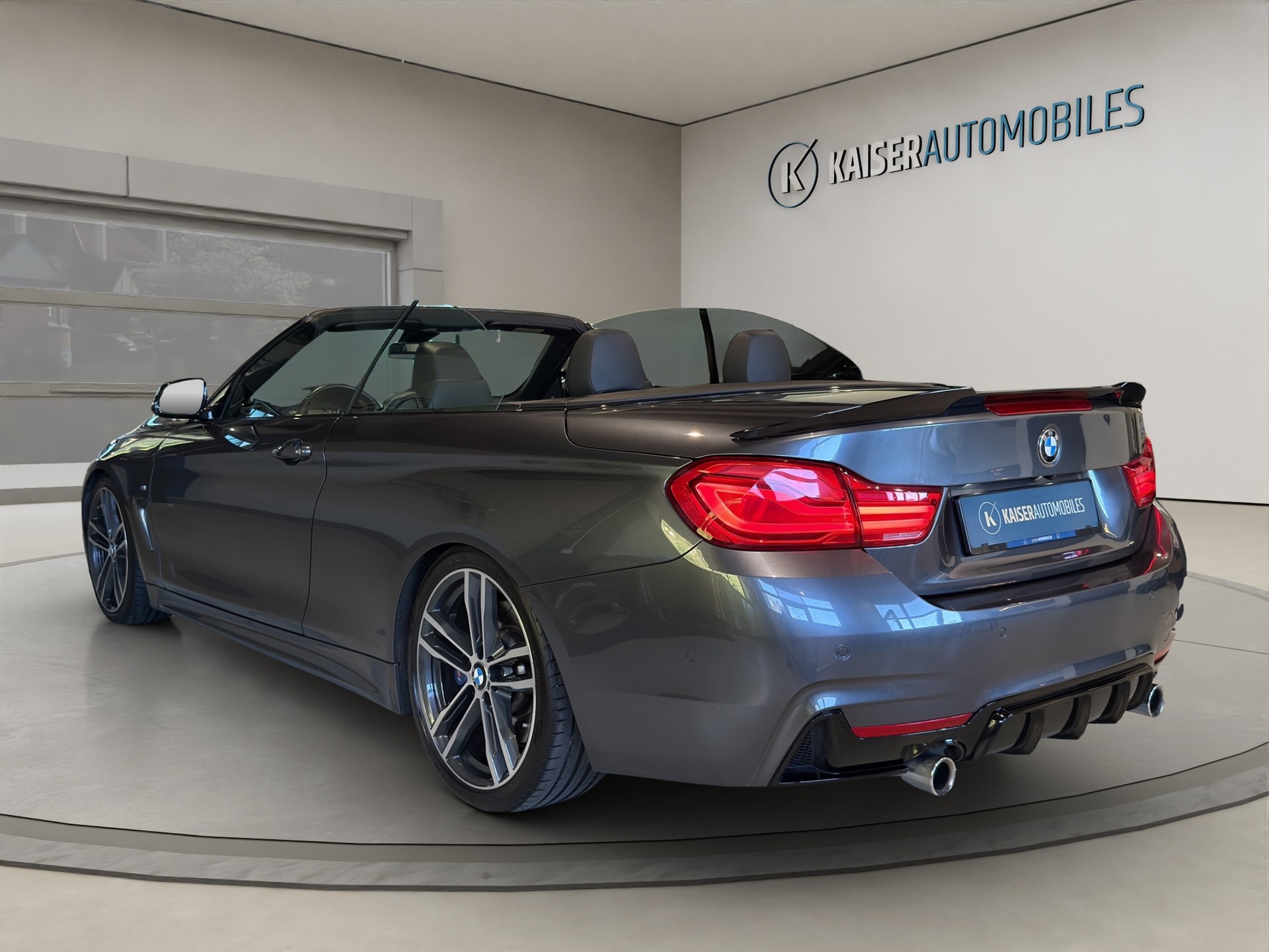 BMW 440i Cabriolet xDrive M Sport Steptronic-showroom-element-2