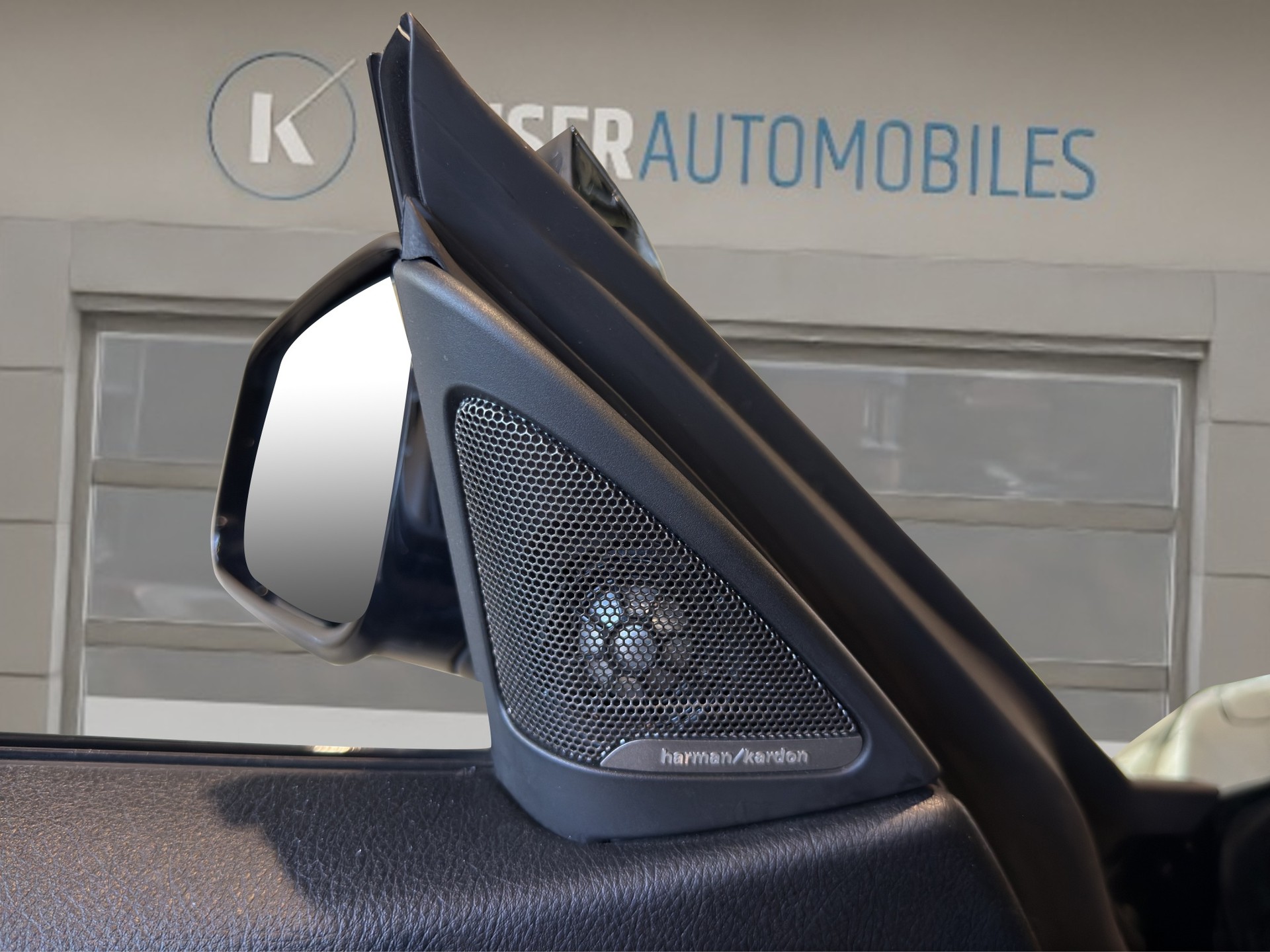 BMW 440i Cabriolet xDrive M Sport Steptronic-image-15