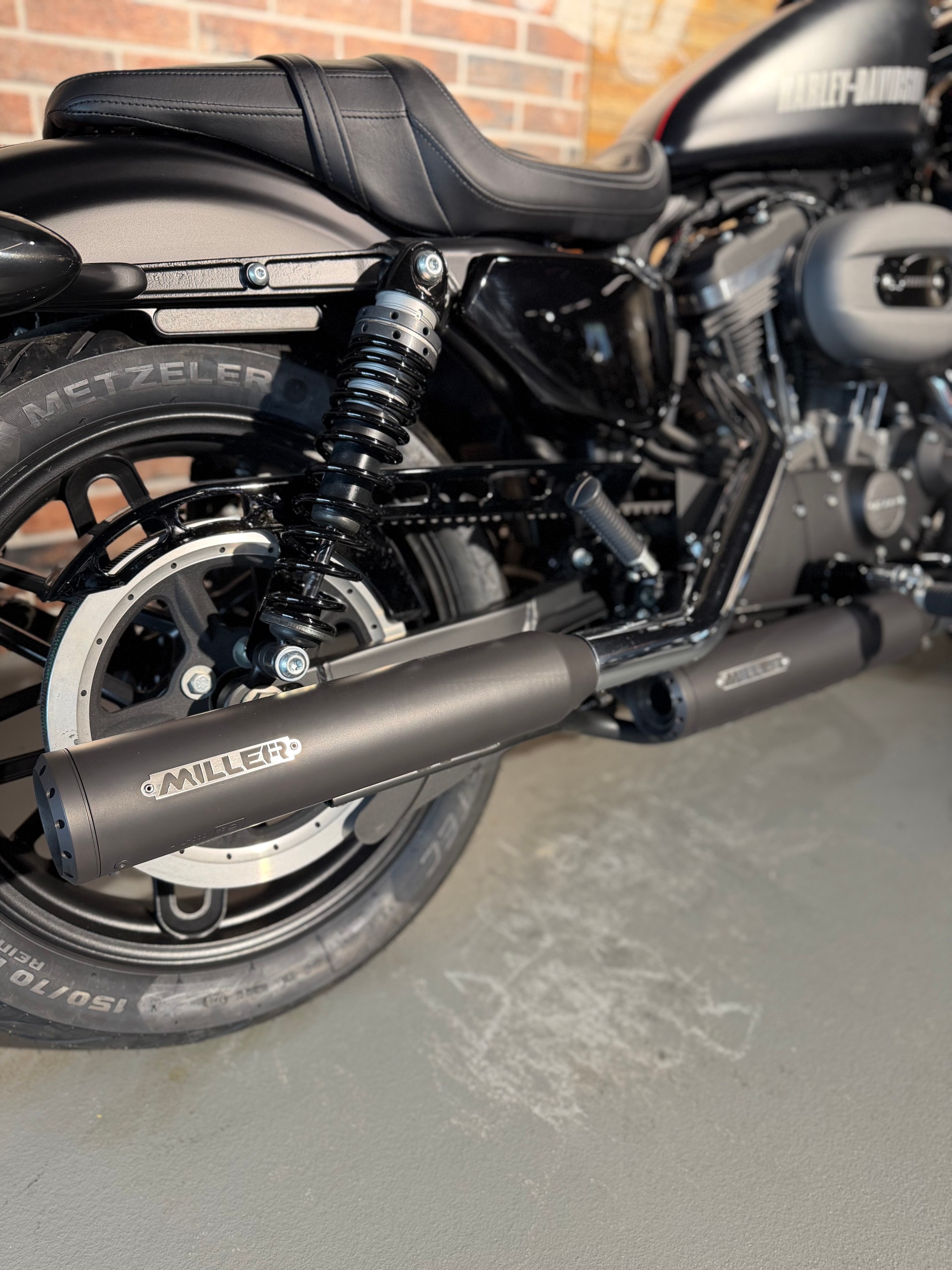 HARLEY-DAVIDSON XL 1200 CX Sportster Roadster ABS (35kw possible)-image-6