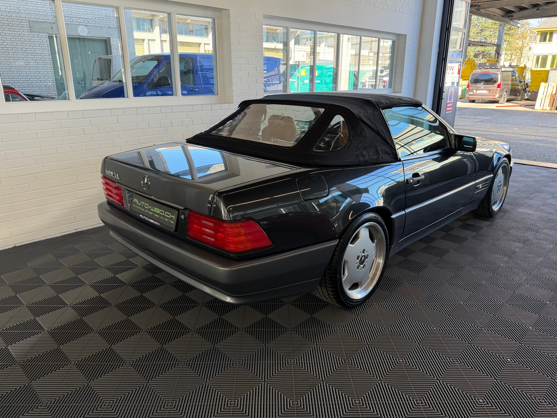 MERCEDES-BENZ SL 600 Automatic I V12 I 394PS I-showroom-element-2