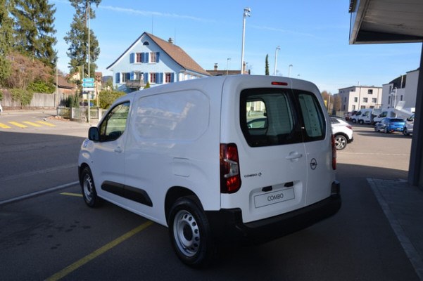 OPEL Combo-e Cargo-showroom-element-3