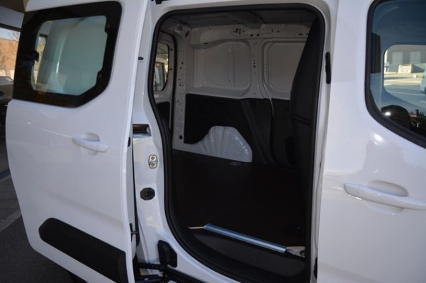 OPEL Combo-e Cargo-image-5