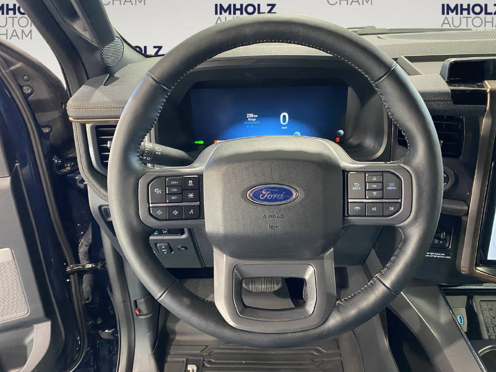FORD F-150 Lightning DKab.Pick-up 98 kWh Lariat Launch Edition-image-12