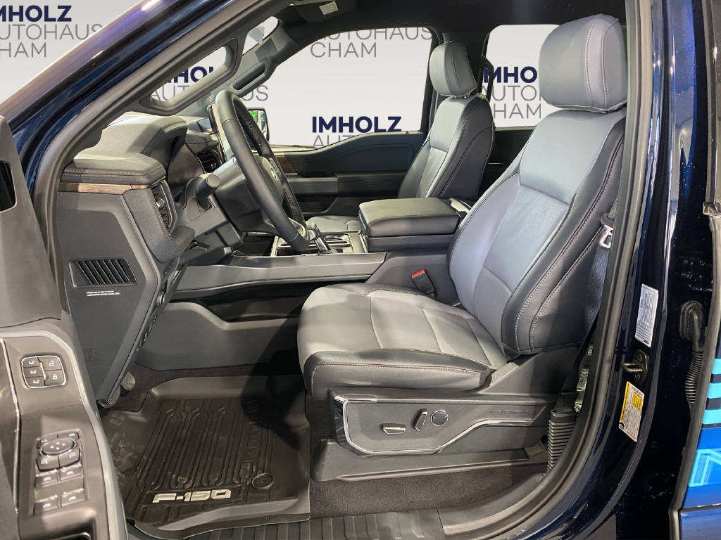 FORD F-150 Lightning DKab.Pick-up 98 kWh Lariat Launch Edition-image-8