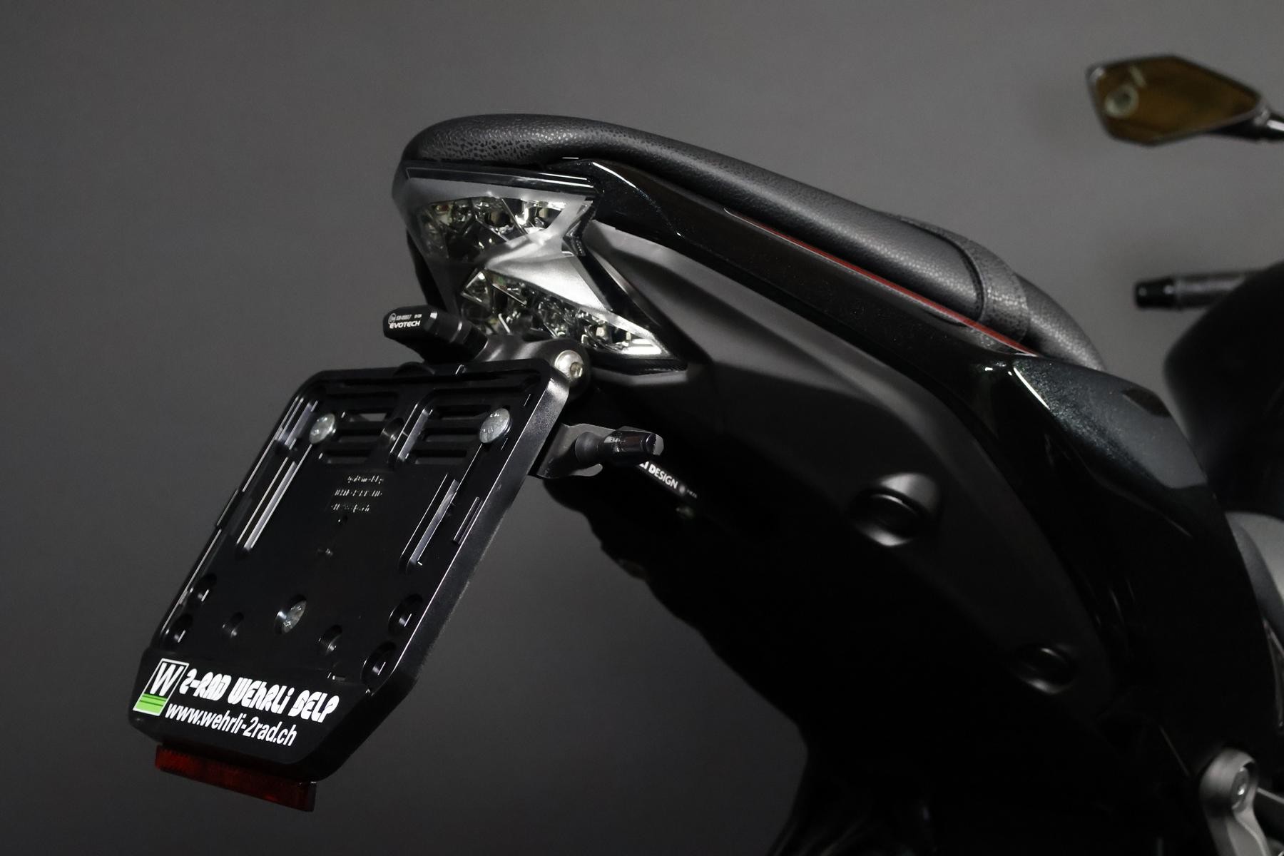 KAWASAKI Z 650 (50/35 KW) Level 1-image-8