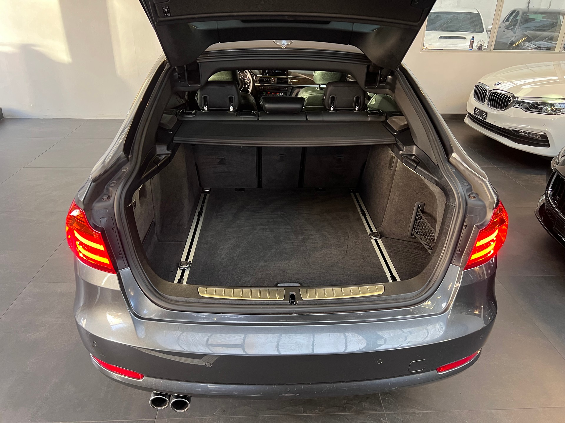 BMW 335d GT xDrive Steptronic-image-11