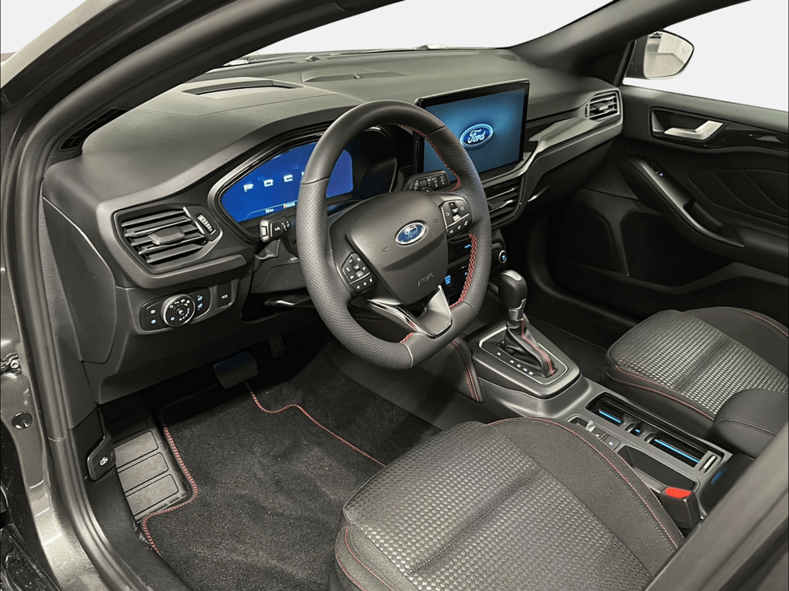 FORD Focus Station Wagon 1.0i EcoB Hybrid 155 ST-Line X-image-10