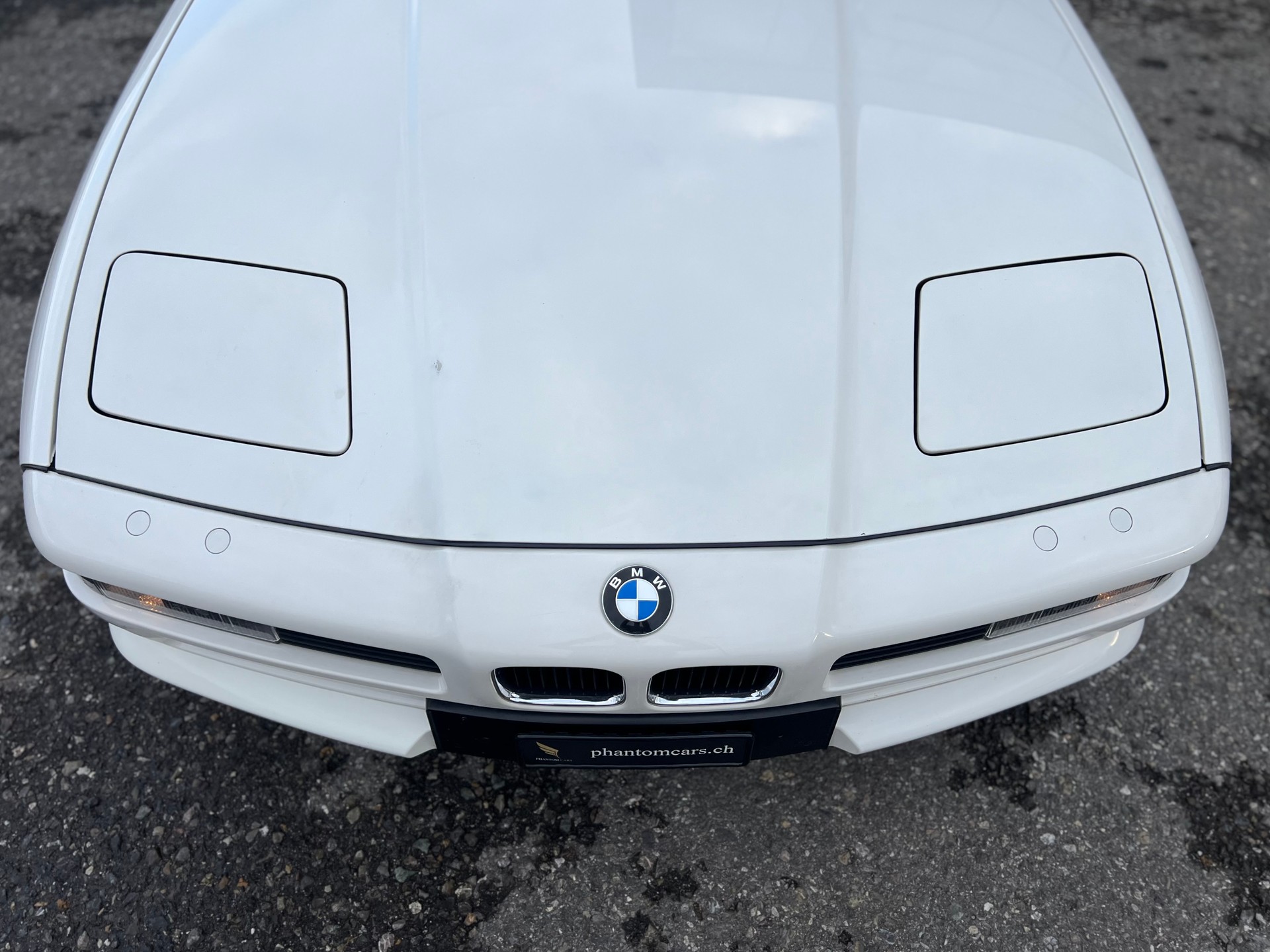 BMW 850i A VETERAN-image-21