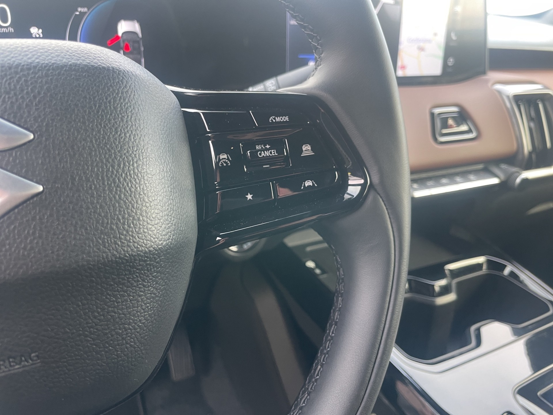 SUZUKI e Vitara Compact Top 4x4-image-7