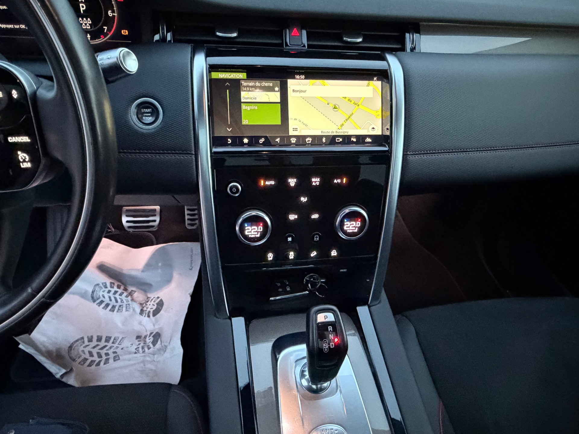 LAND ROVER Discovery Sport R Dyn P200 2.0 Si4 MHEV SE AT9-image-10
