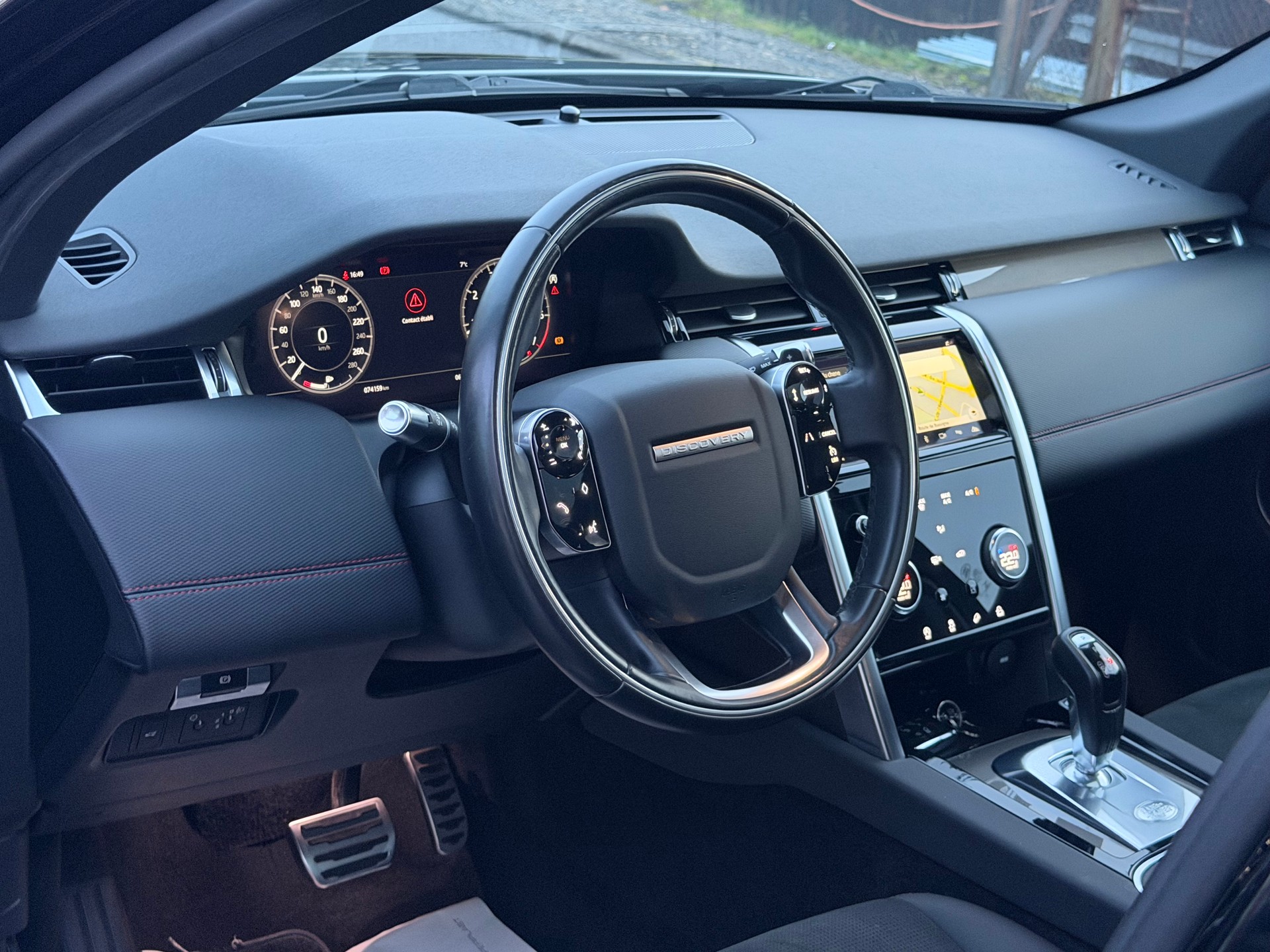 LAND ROVER Discovery Sport R Dyn P200 2.0 Si4 MHEV SE AT9-image-11