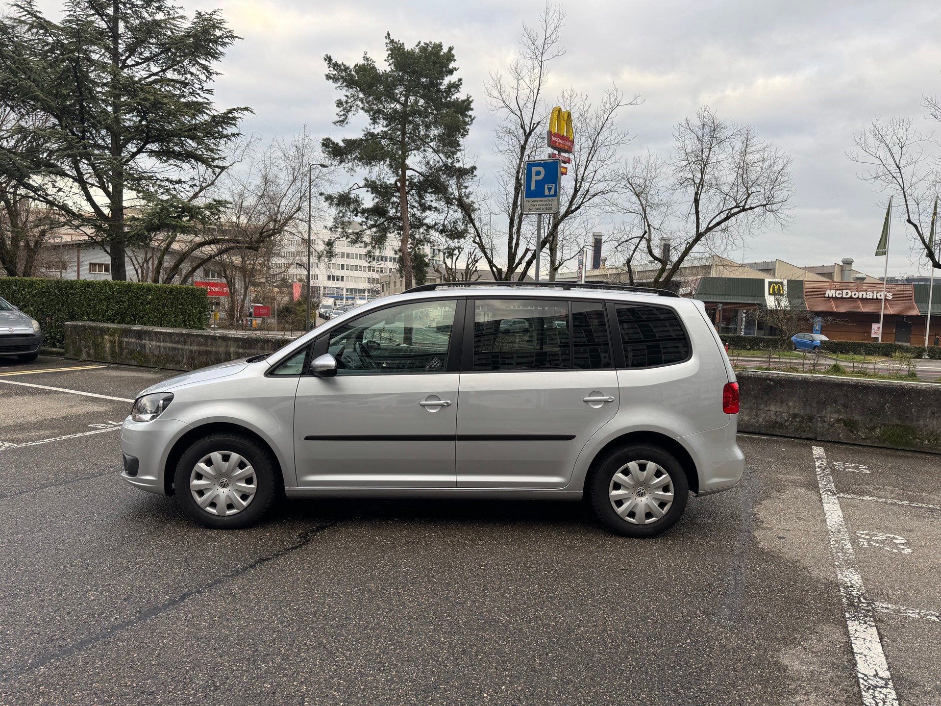 VW Touran 1.6 TDI BlueMotion Technology Comfortline-image-5