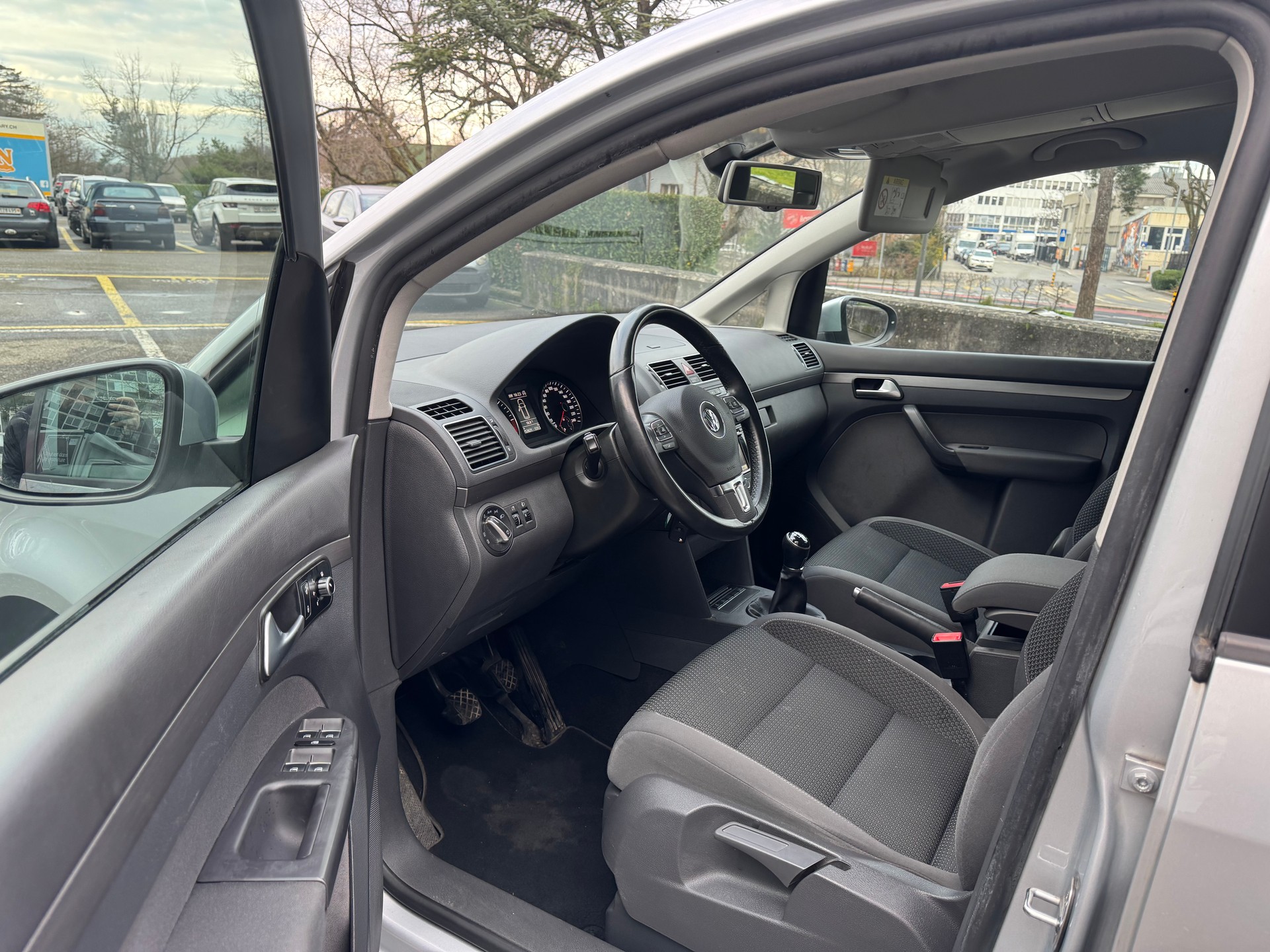 VW Touran 1.6 TDI BlueMotion Technology Comfortline-image-13