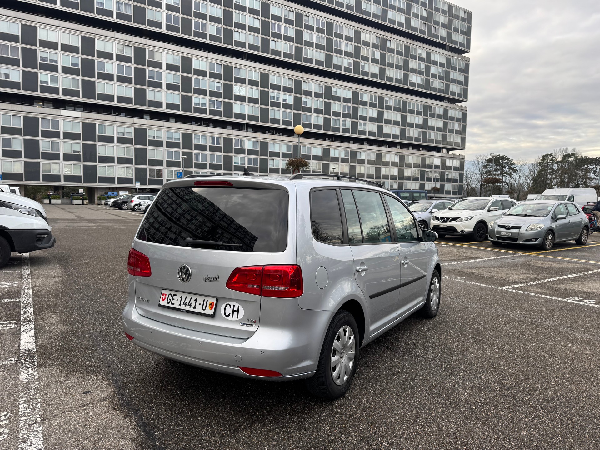 VW Touran 1.6 TDI BlueMotion Technology Comfortline-image-8