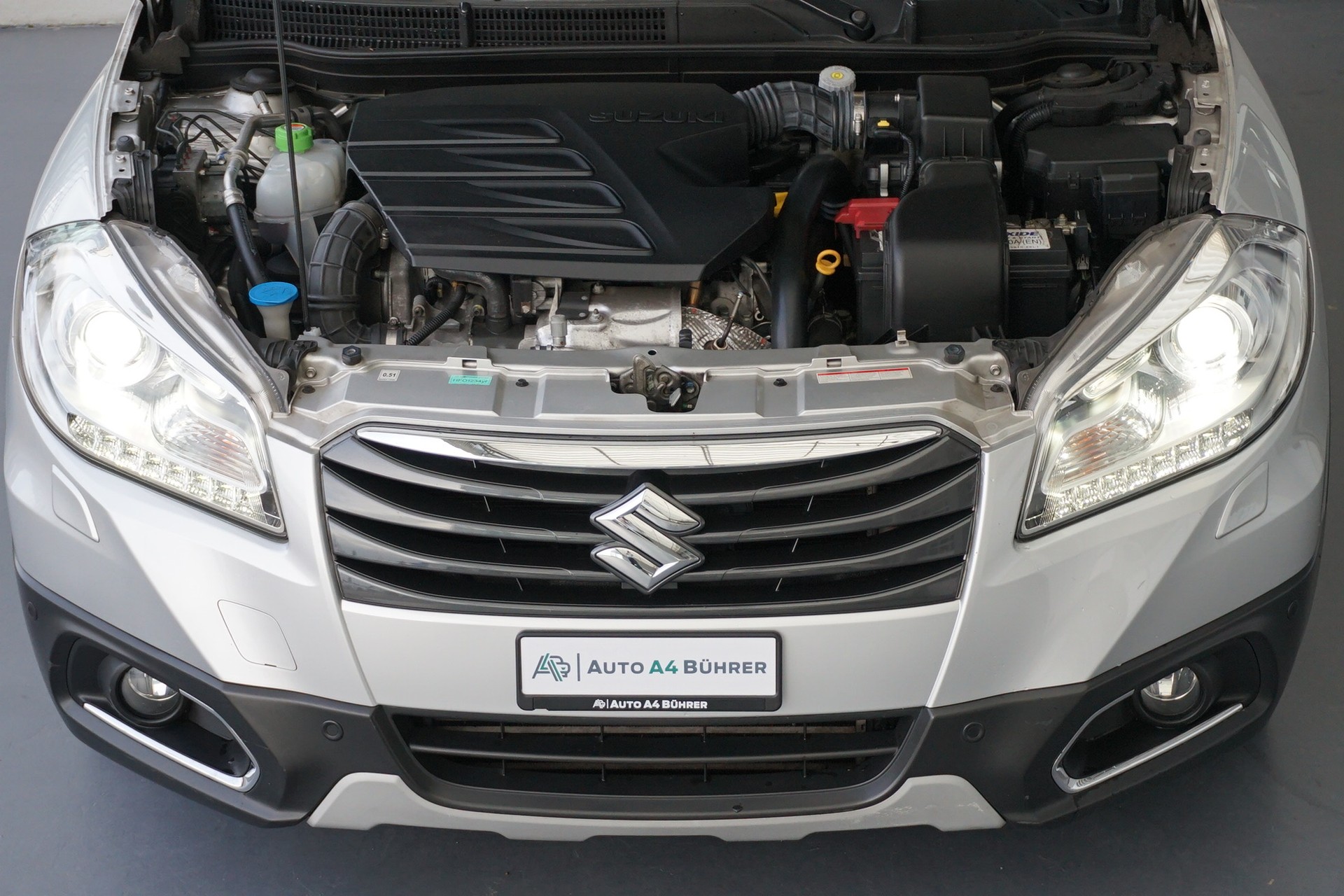 SUZUKI SX-4 S-Cross 1,6 TD PizSulai Automat 4WD mit Lederausstattung-image-11