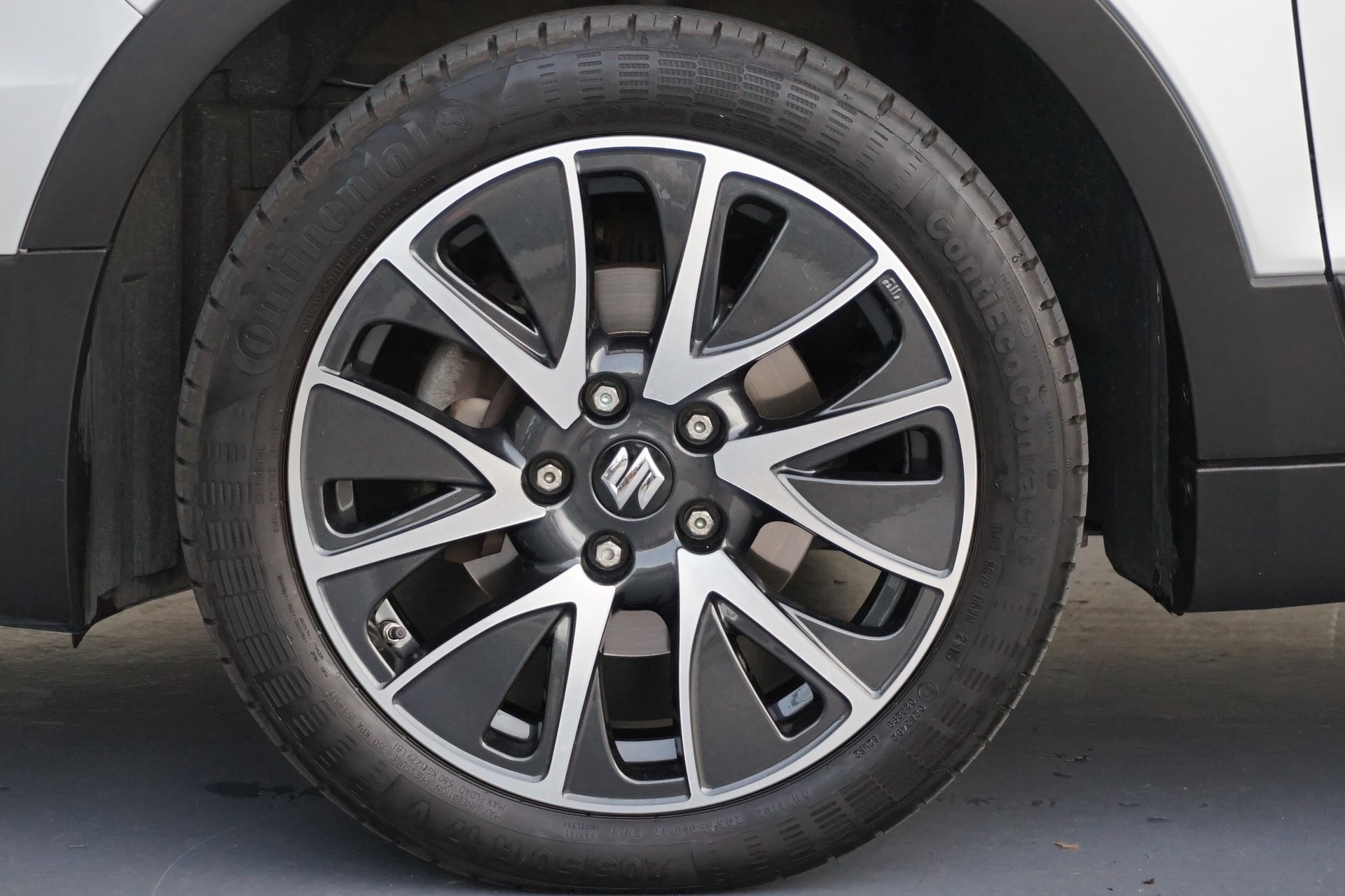SUZUKI SX-4 S-Cross 1,6 TD PizSulai Automat 4WD mit Lederausstattung-image-10