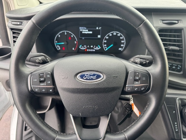 FORD Transit Custom Van 300 L2H1 Limited Automat Klima Tempomat. Navigation-image-12