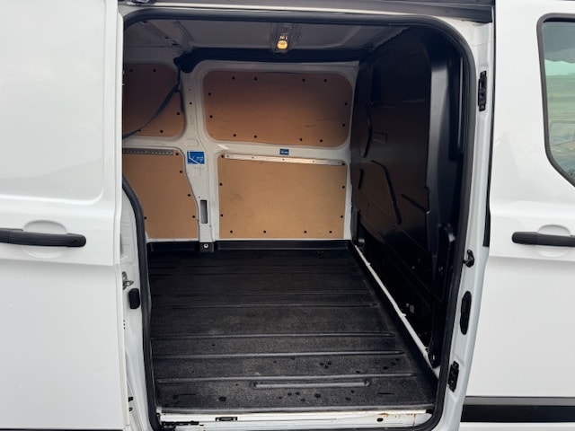 FORD Transit Custom Van 300 L2H1 Limited Automat Klima Tempomat. Navigation-image-4