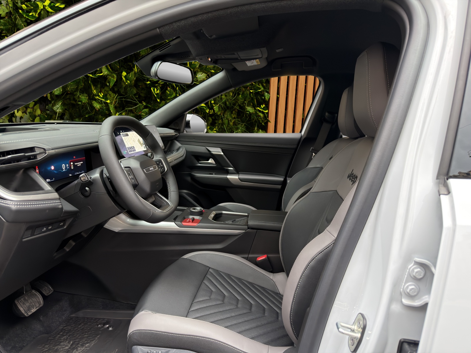 JEEP Compass 1.2 T e-Hybrid First Edition-image-8
